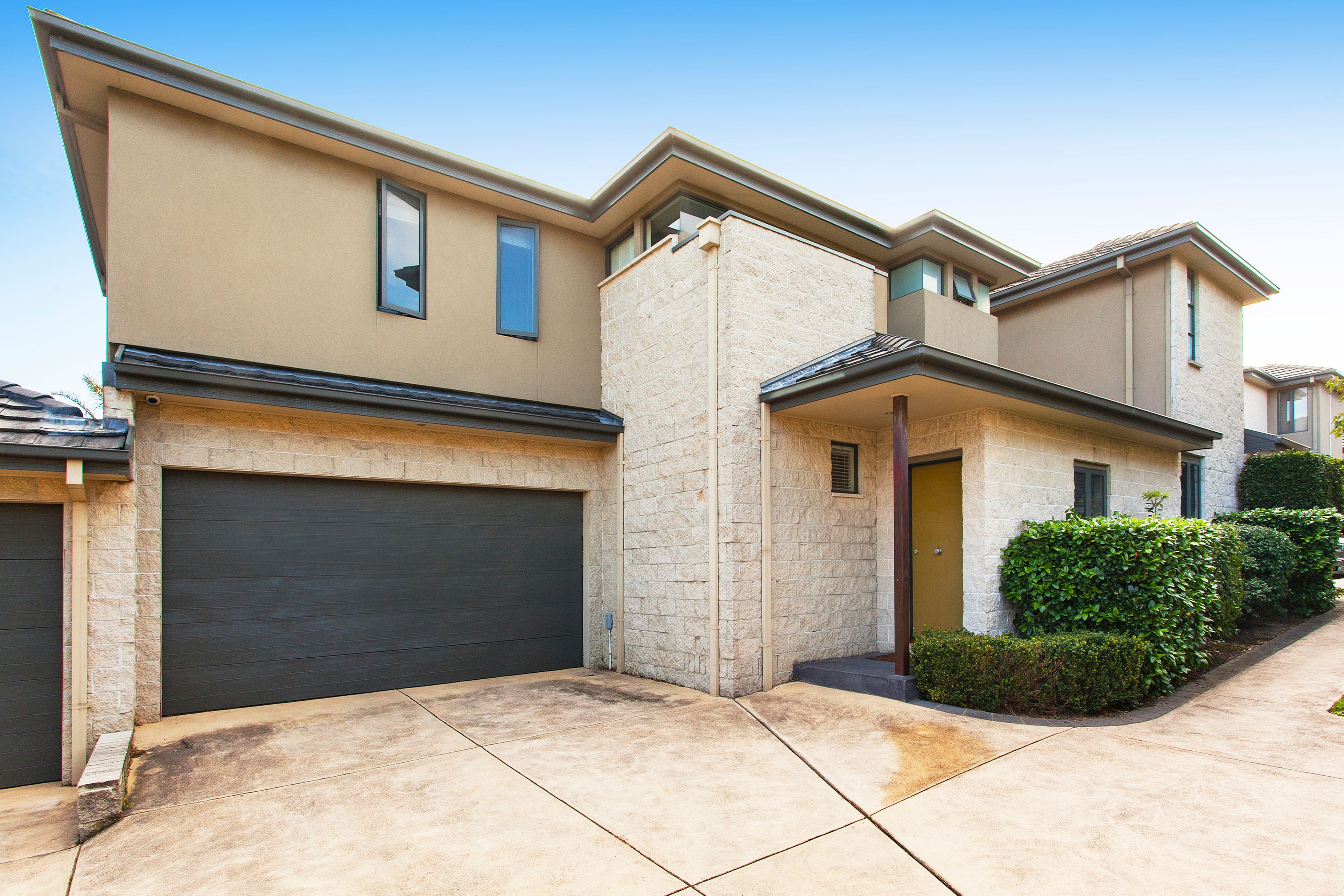 4/55 Poath Road — photo from Ray White Carnegie