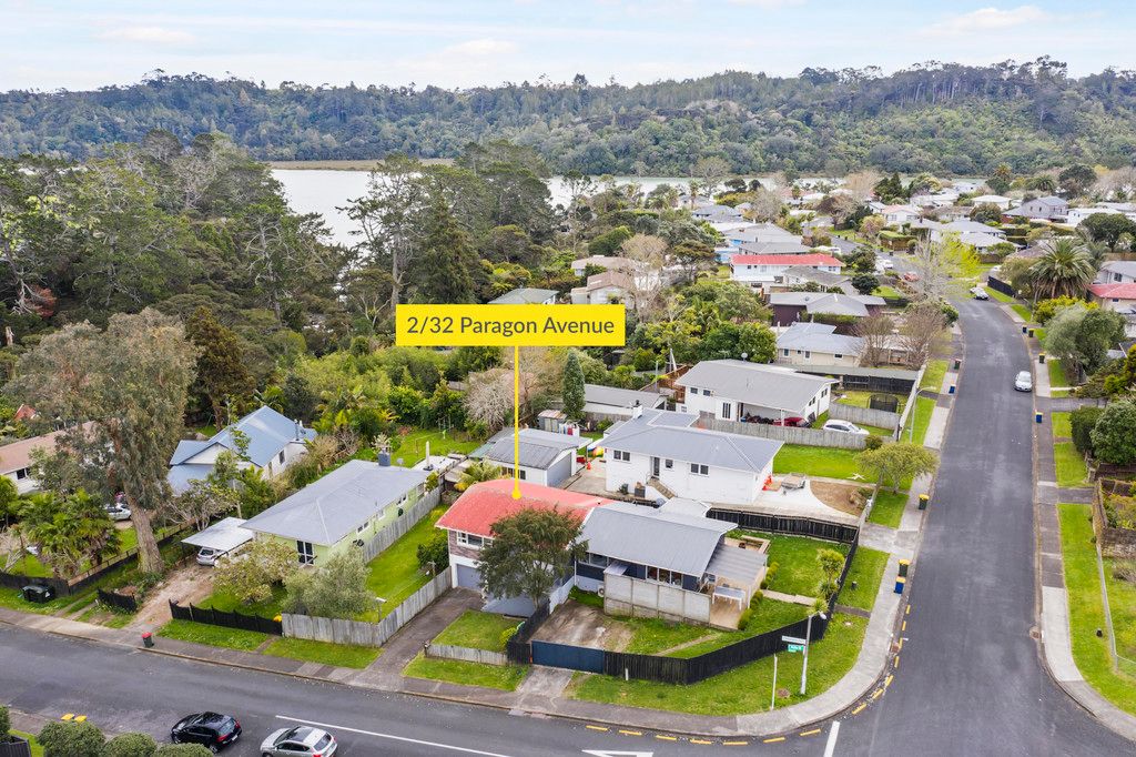 2/32 Paragon Avenue, Beach Haven, North Shore City