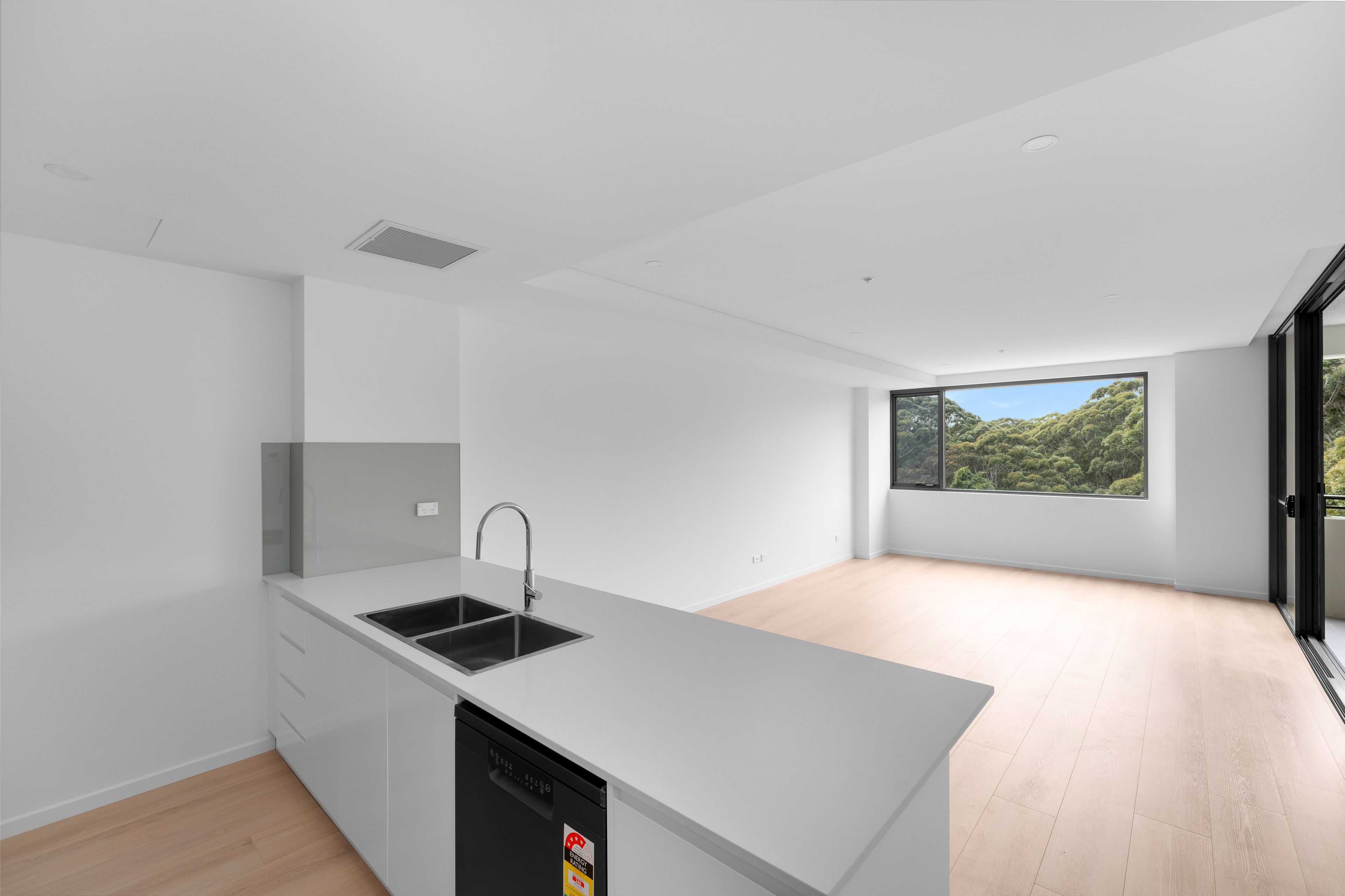 104/65 Walker Street, Helensburgh, NSW 2508