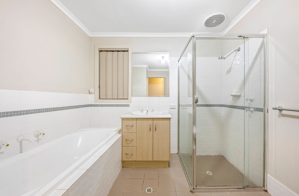 16 William Drive — photo 13 of 17