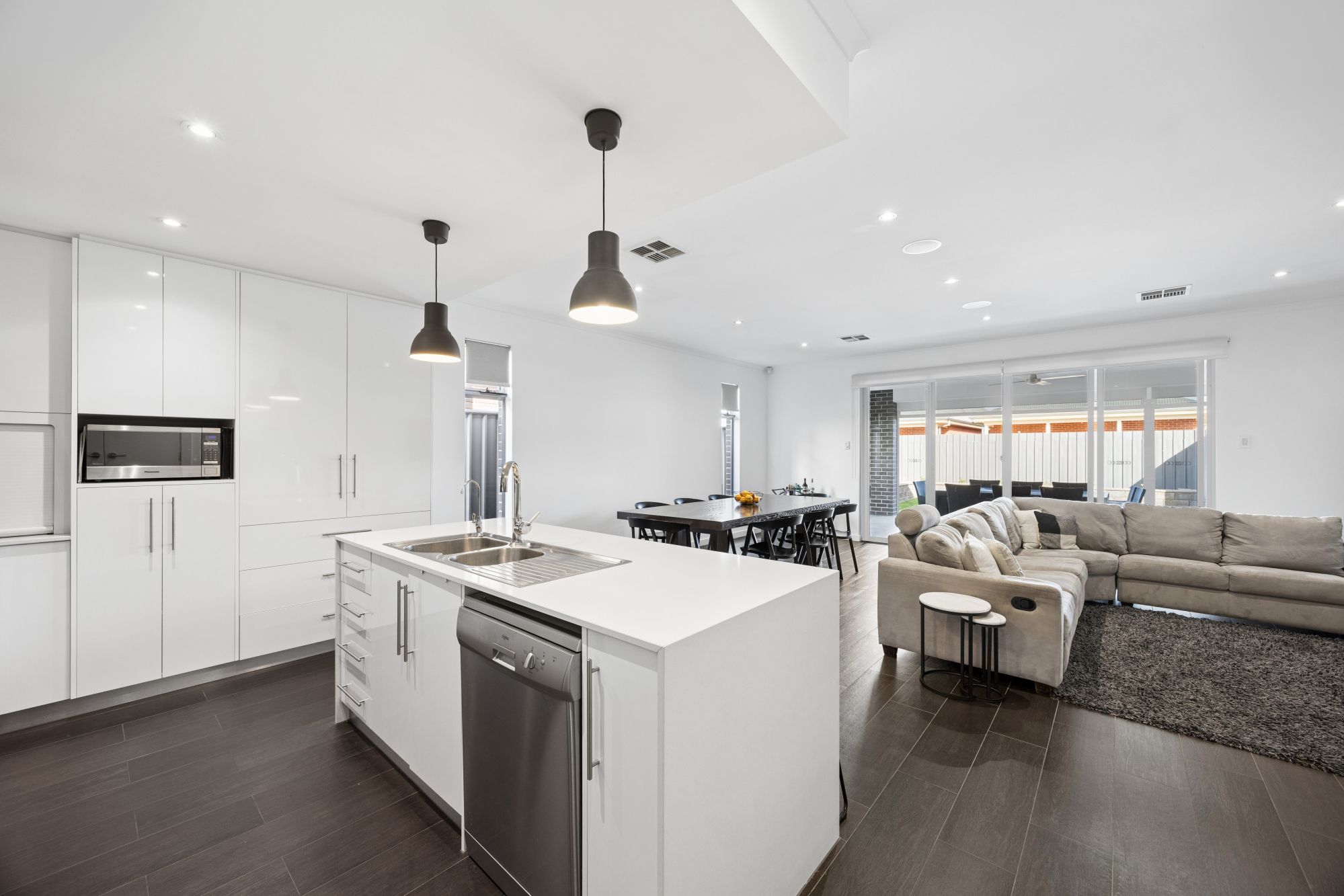 63A Balcombe Avenue — photo 4 of 16