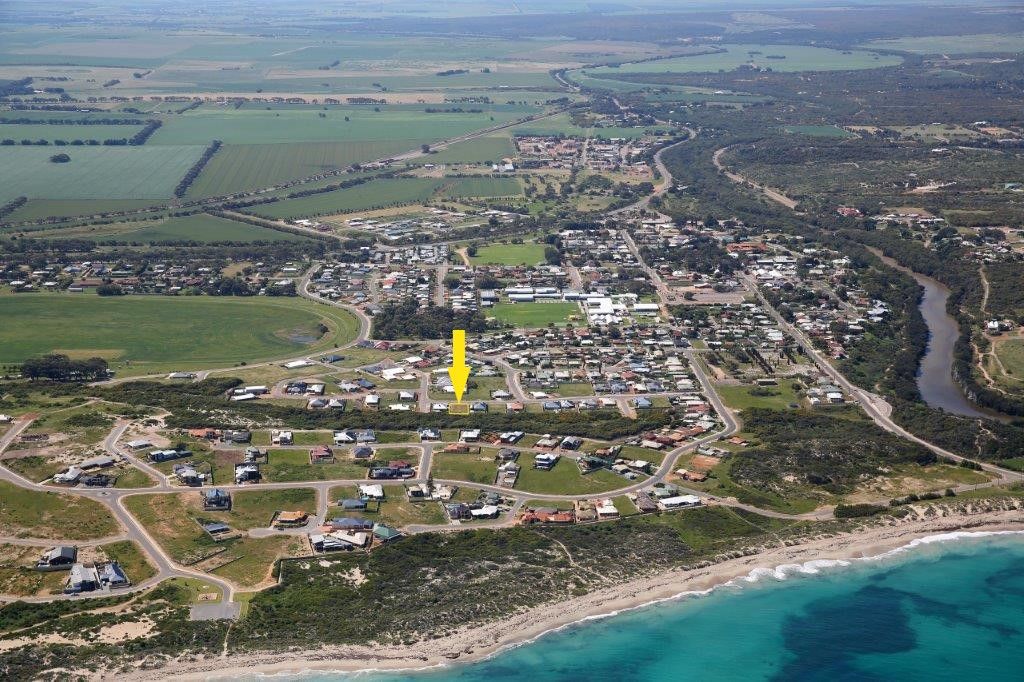 22 Gillam Drive, Dongara, WA 6525