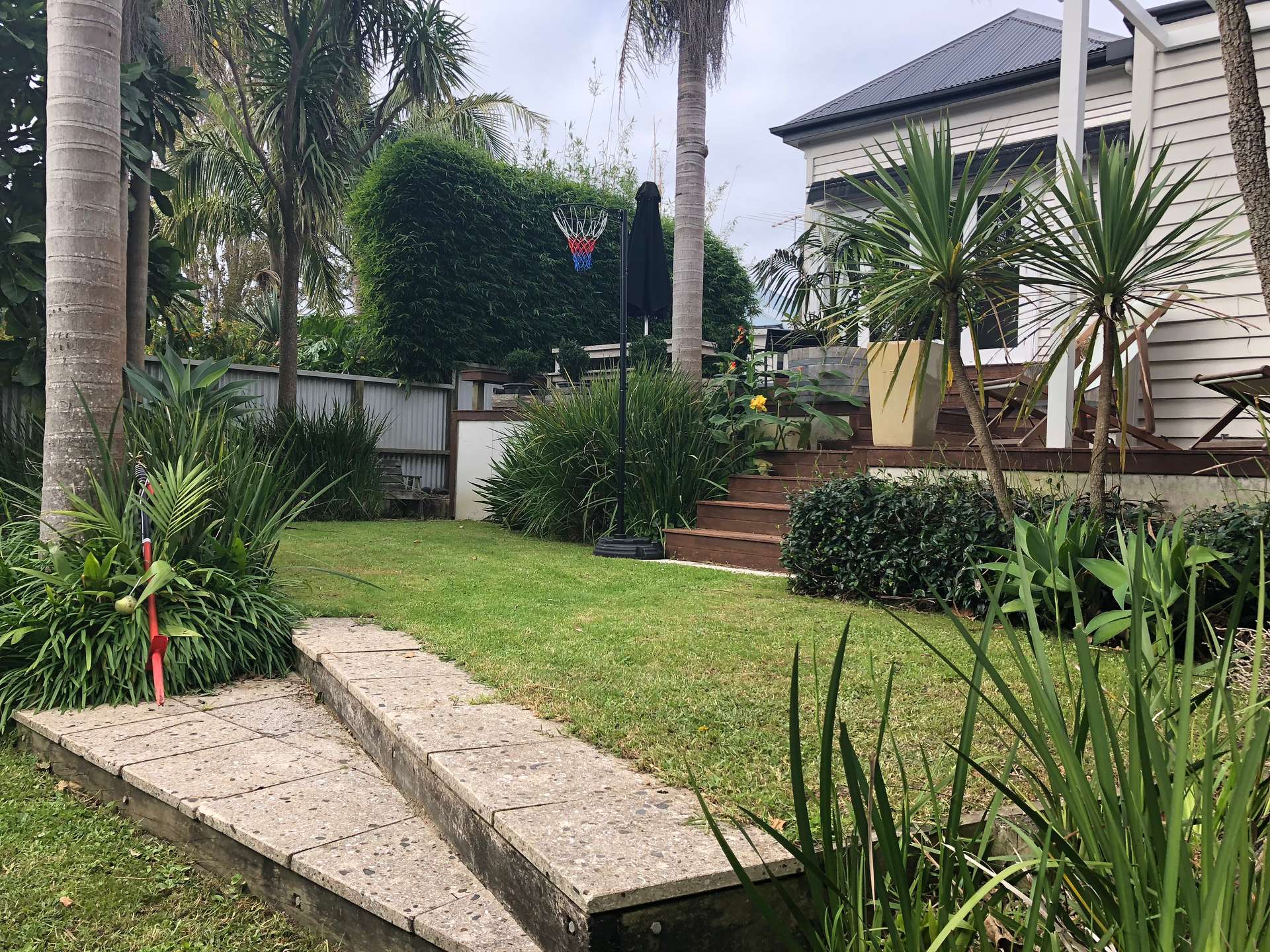 8 Prime Road photo 18