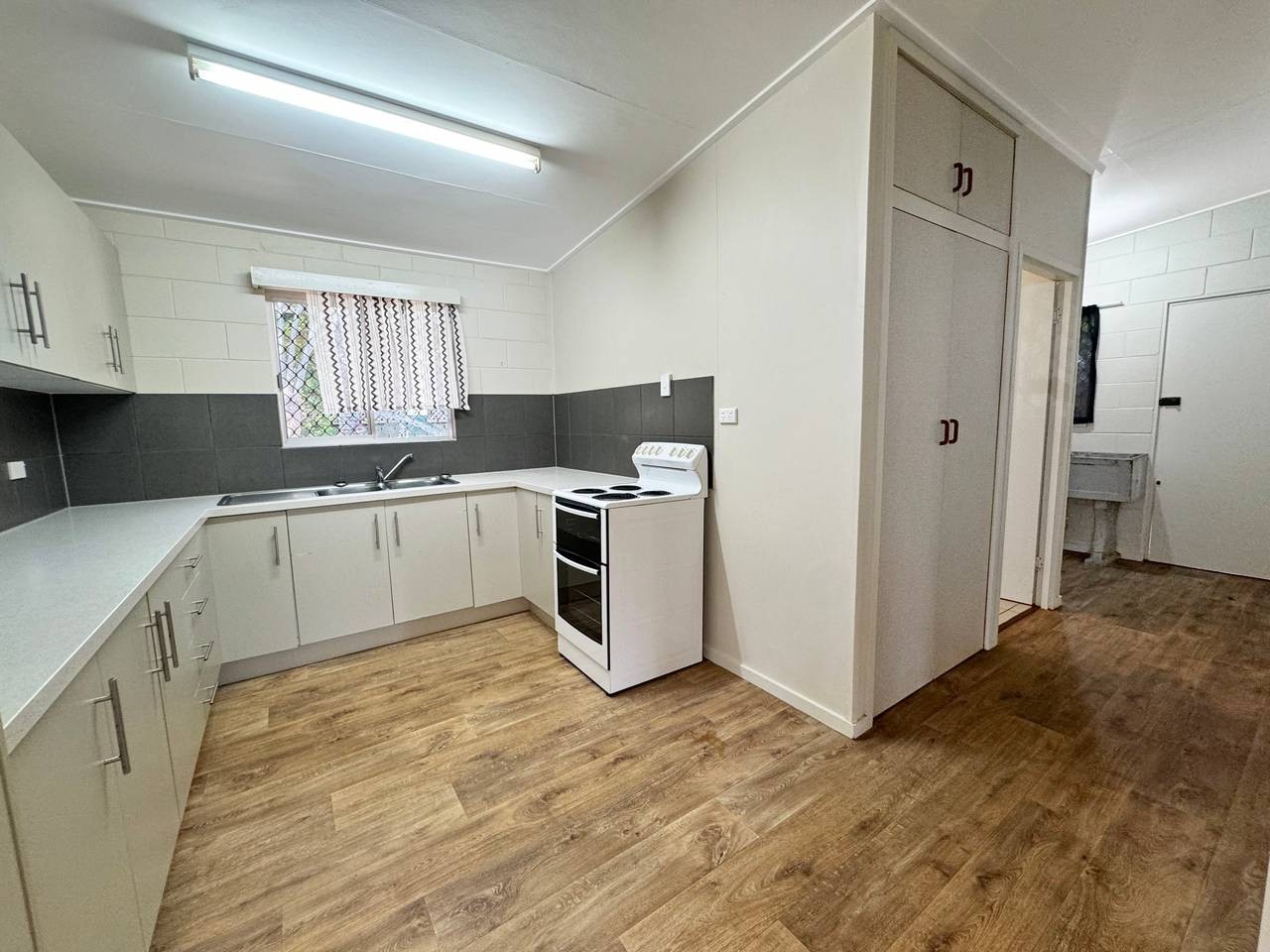 17 Armstrong Street, Atherton, QLD 4883