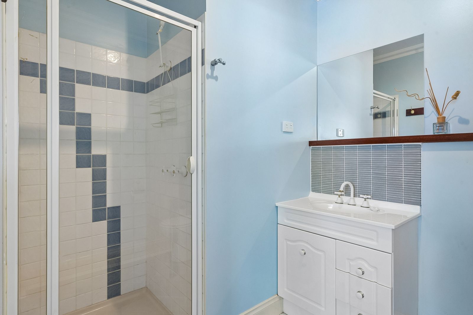 22 Longwood Road — photo 11 of 22