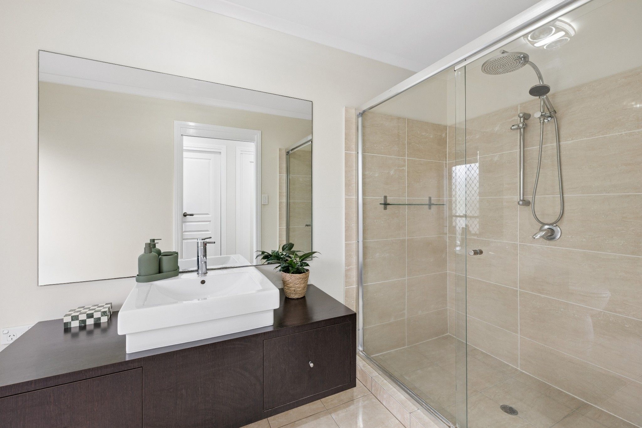 14 Bella Street — photo 10 of 23