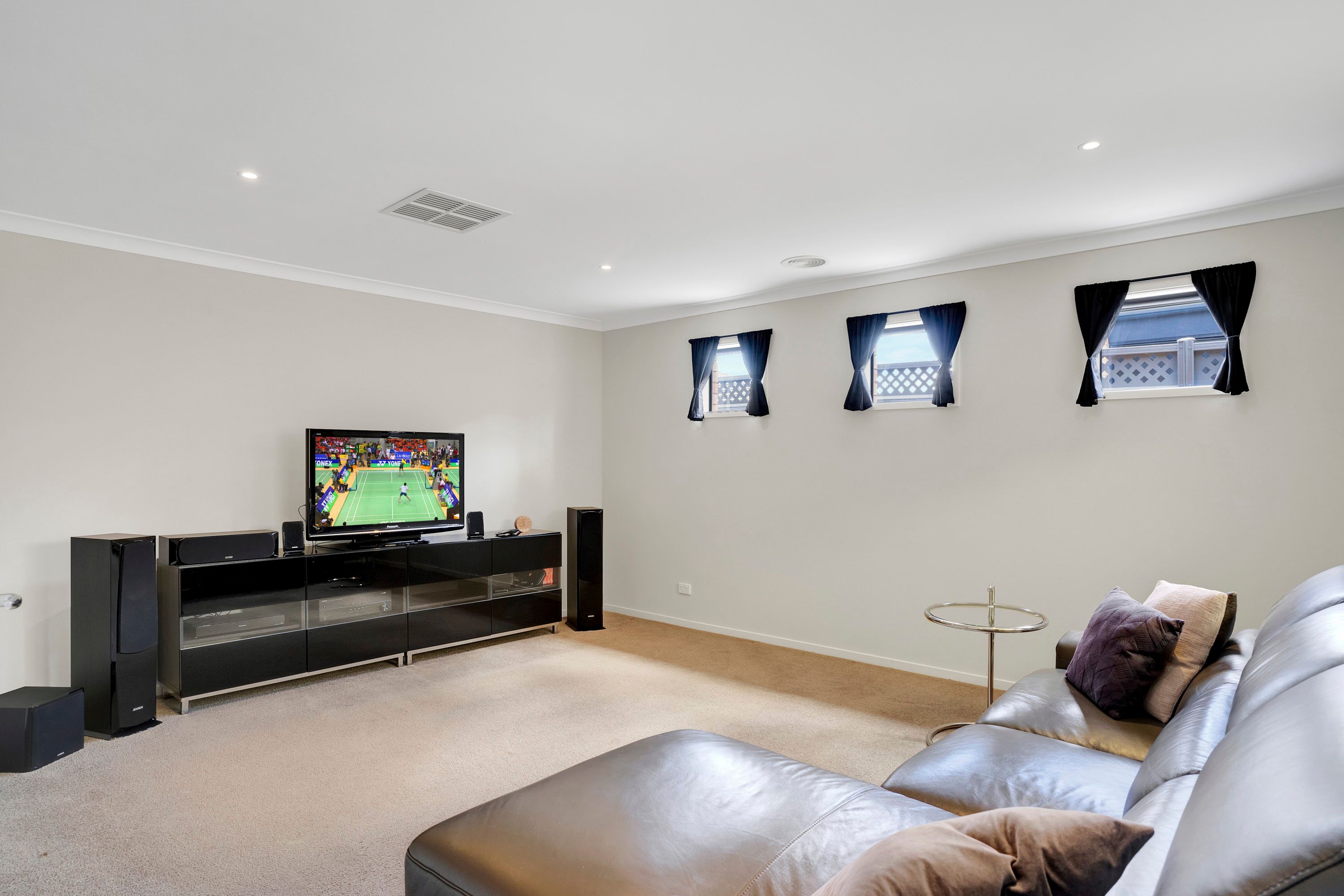 5 Cogley Street, Manor Lakes, VIC 3024