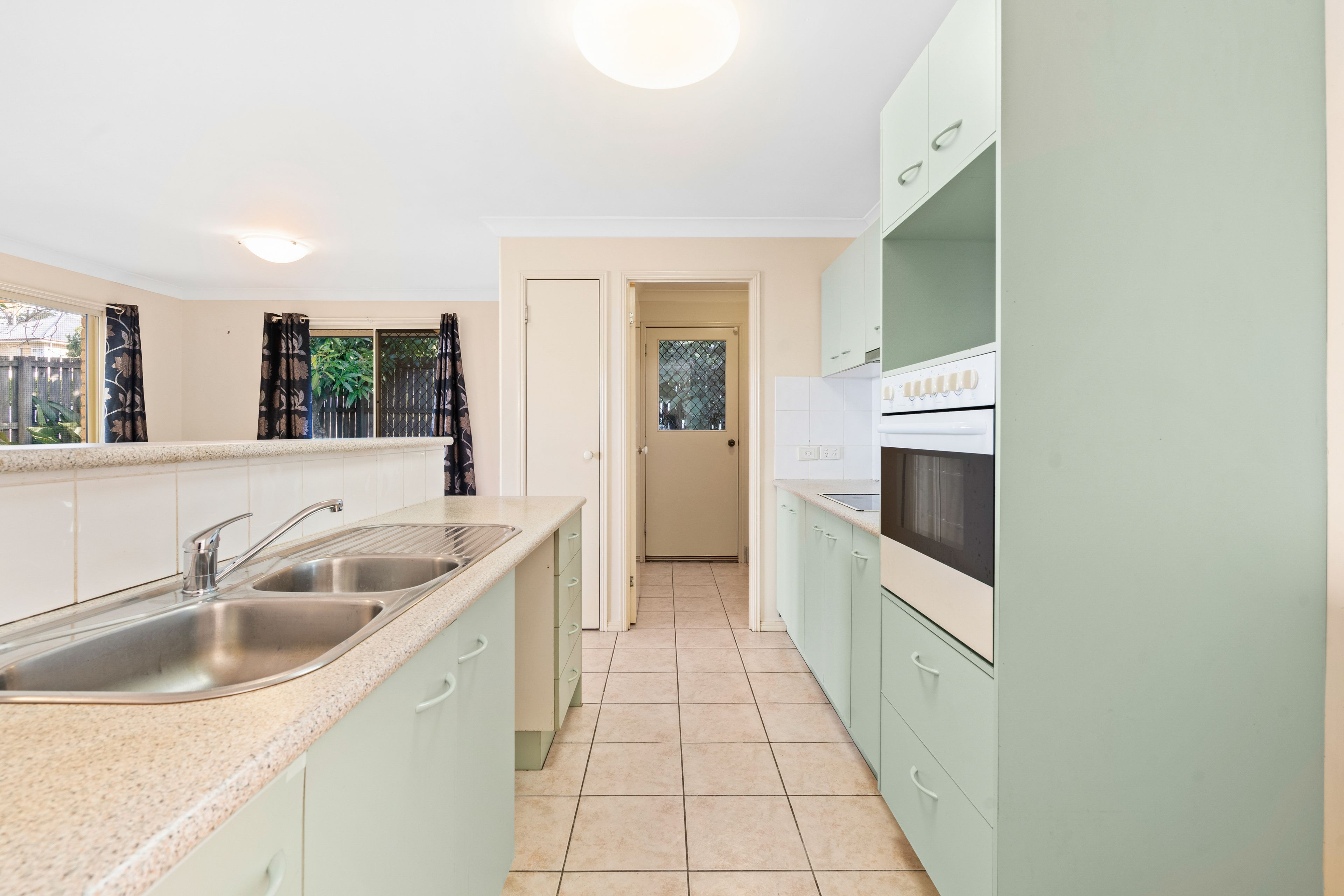 31 Miller Street, Chermside, QLD 4032