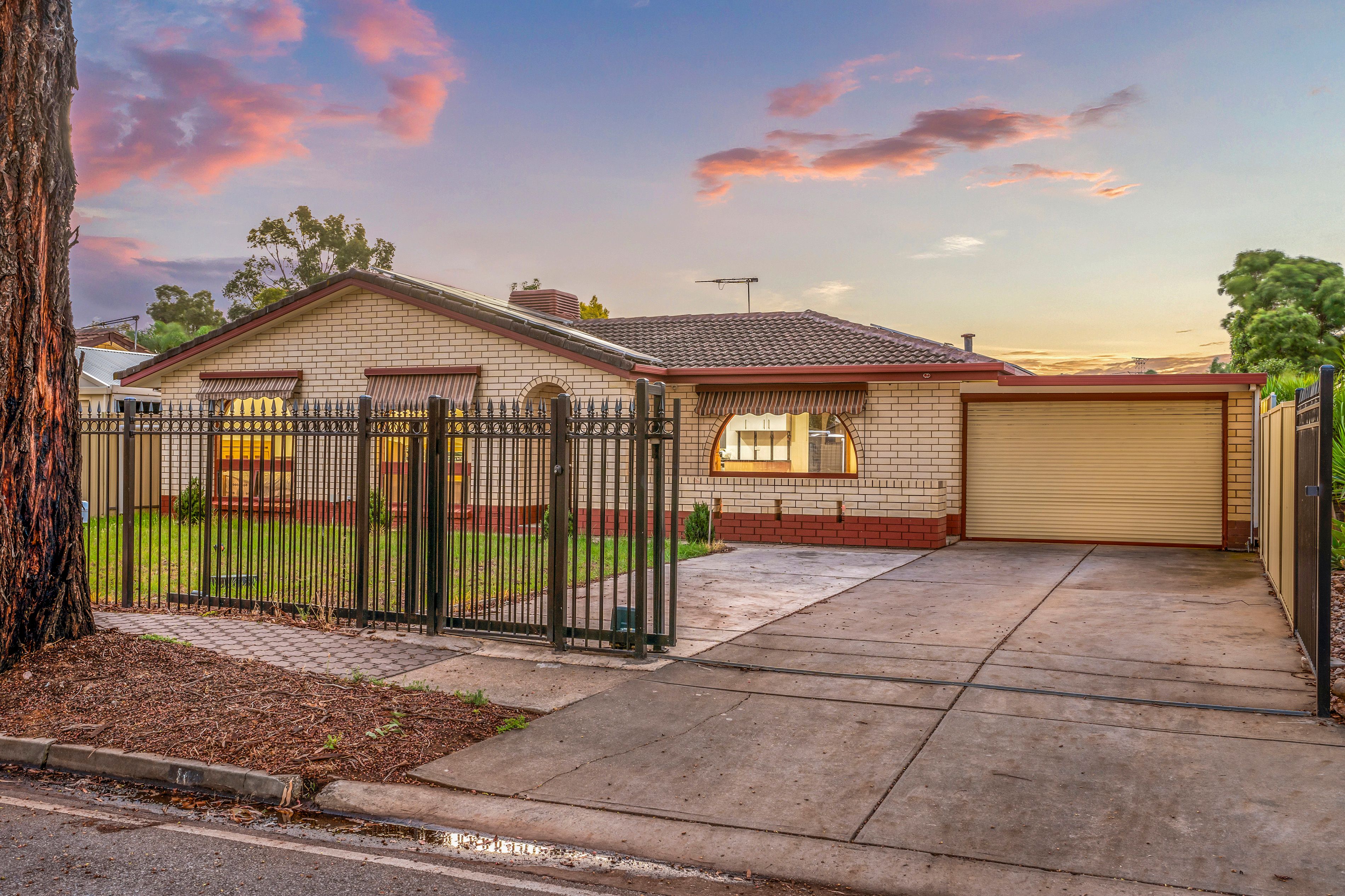 11 Andrew Smith Drive, Parafield Gardens, SA 5107
