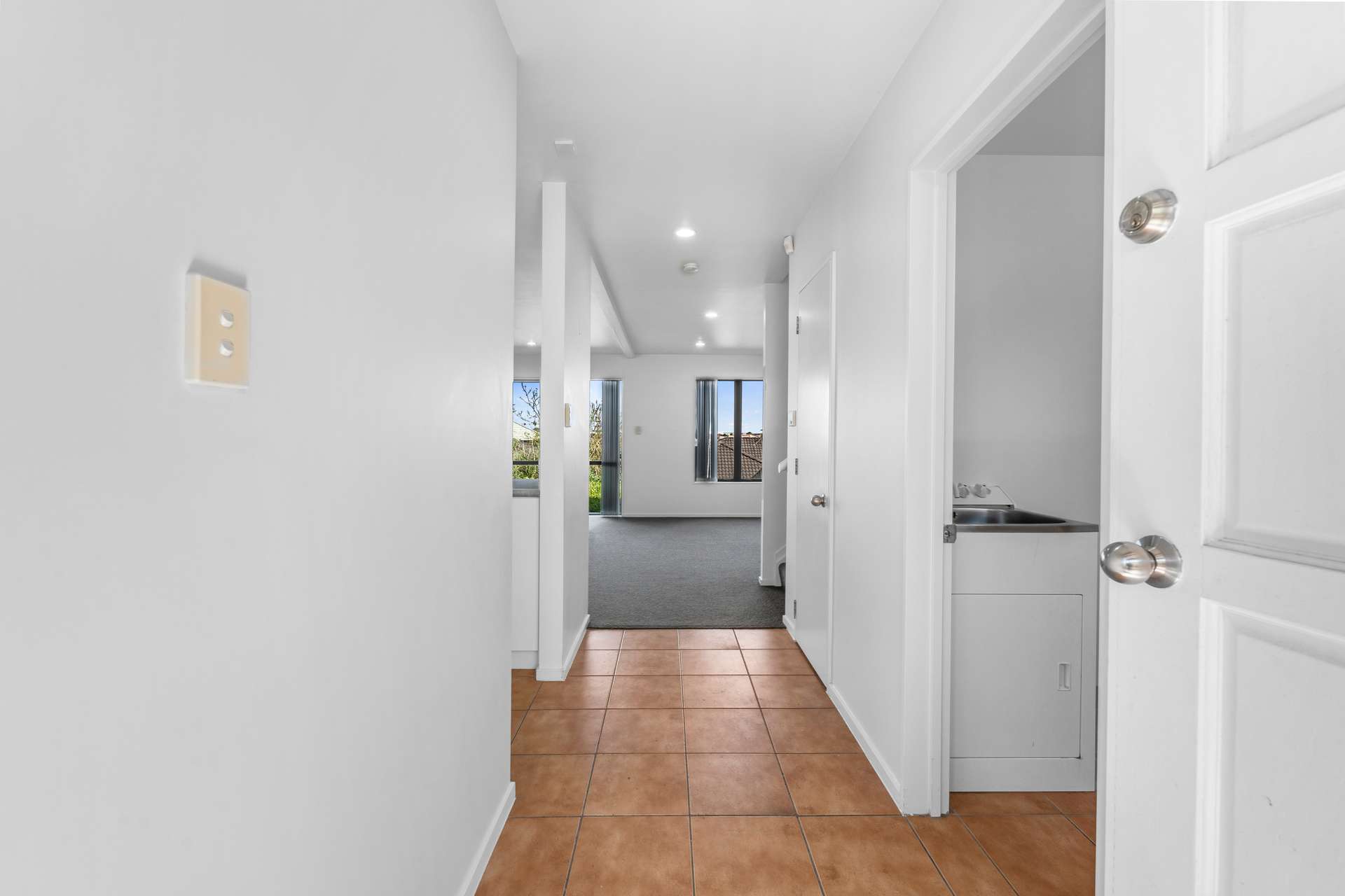 25/45 Secoia Crescent photo 1