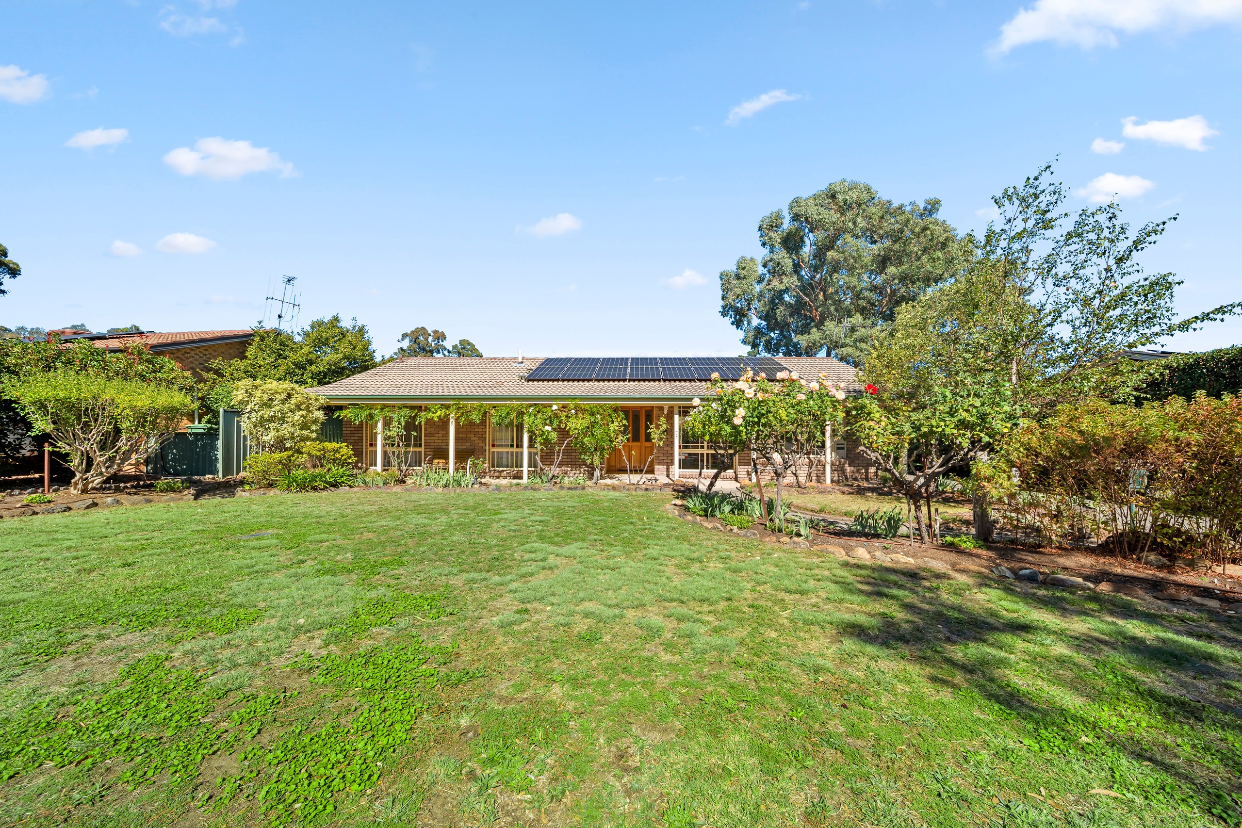 4 Billson Place, Wanniassa, ACT 2903