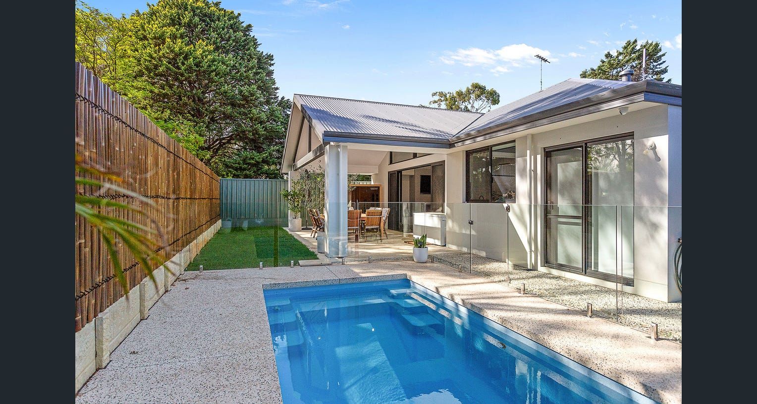 7A Seaview Terrace, Kalamunda, WA 6076