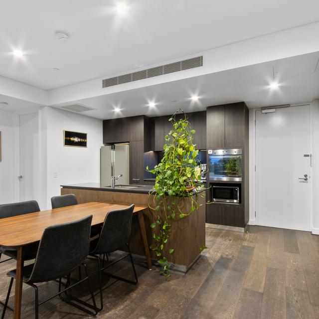 100 Labouchere Rd 1005/53 Labouchere Road, South Perth, WA 6151 - Sold Apartment - Ray ...