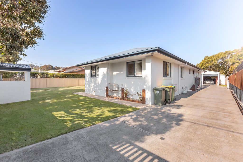 32 Tallebudgera Creek Road — photo 24 of 26