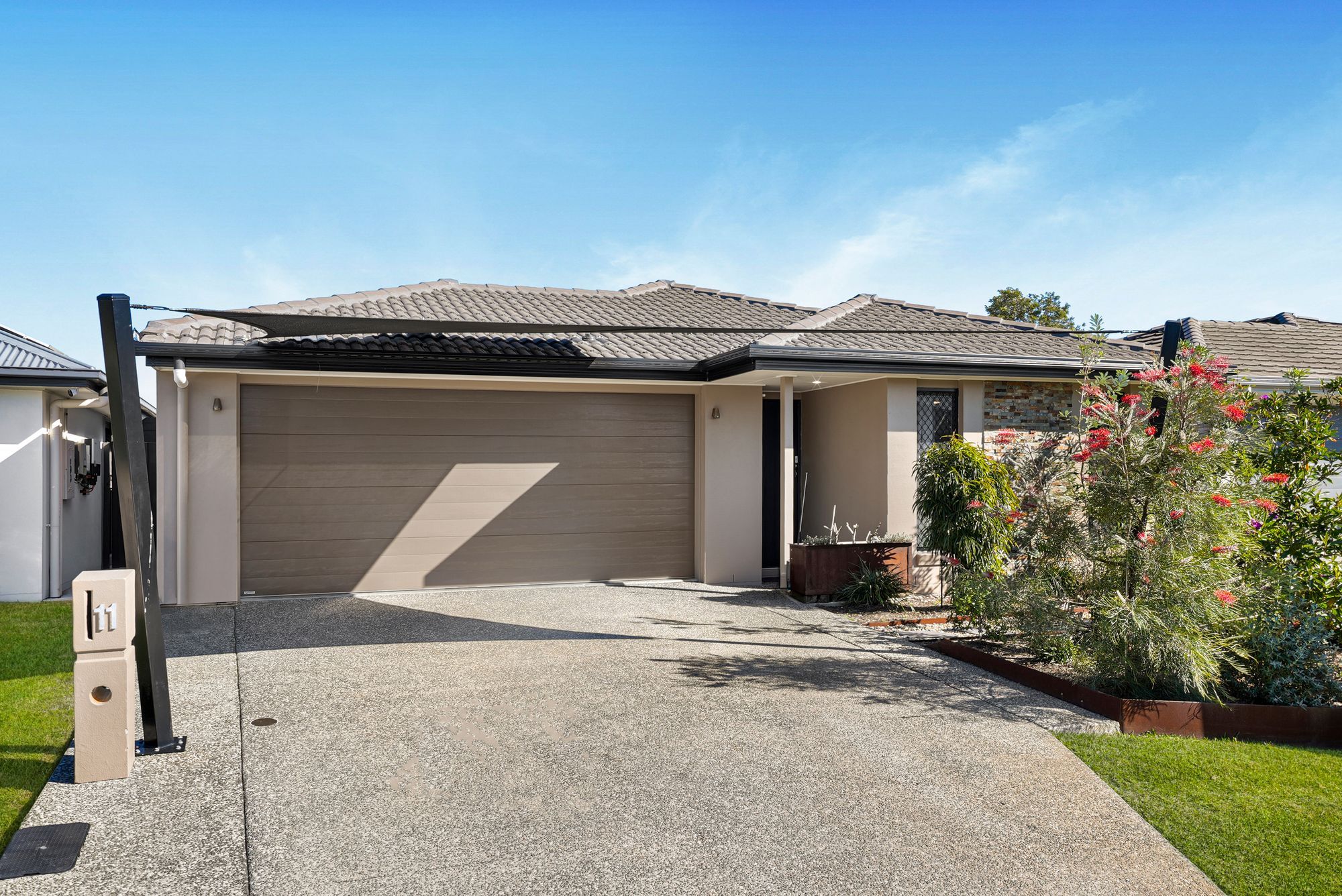 11 Grasstree Place, Ningi, QLD 4511