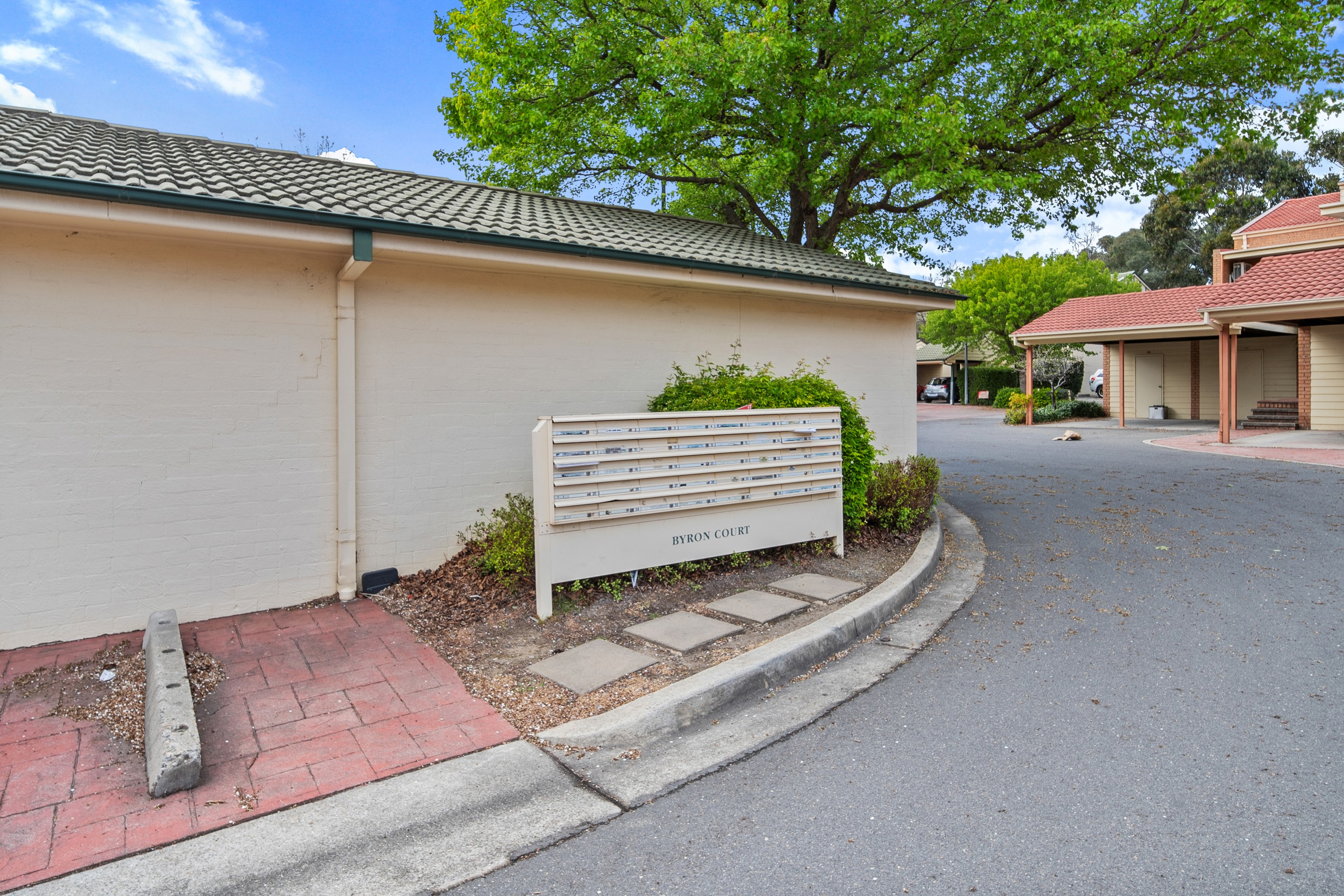 16/12 Albermarle Place, Phillip, ACT 2606