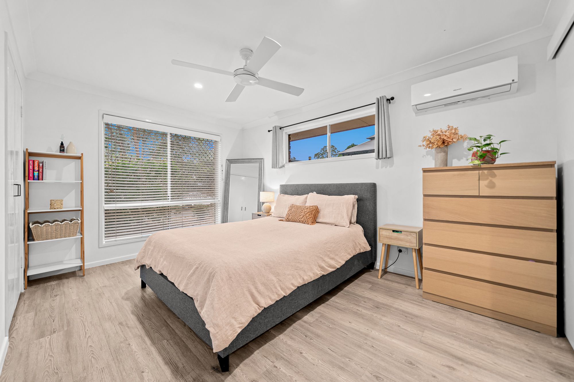 37 Ackama Street — photo 9 of 24