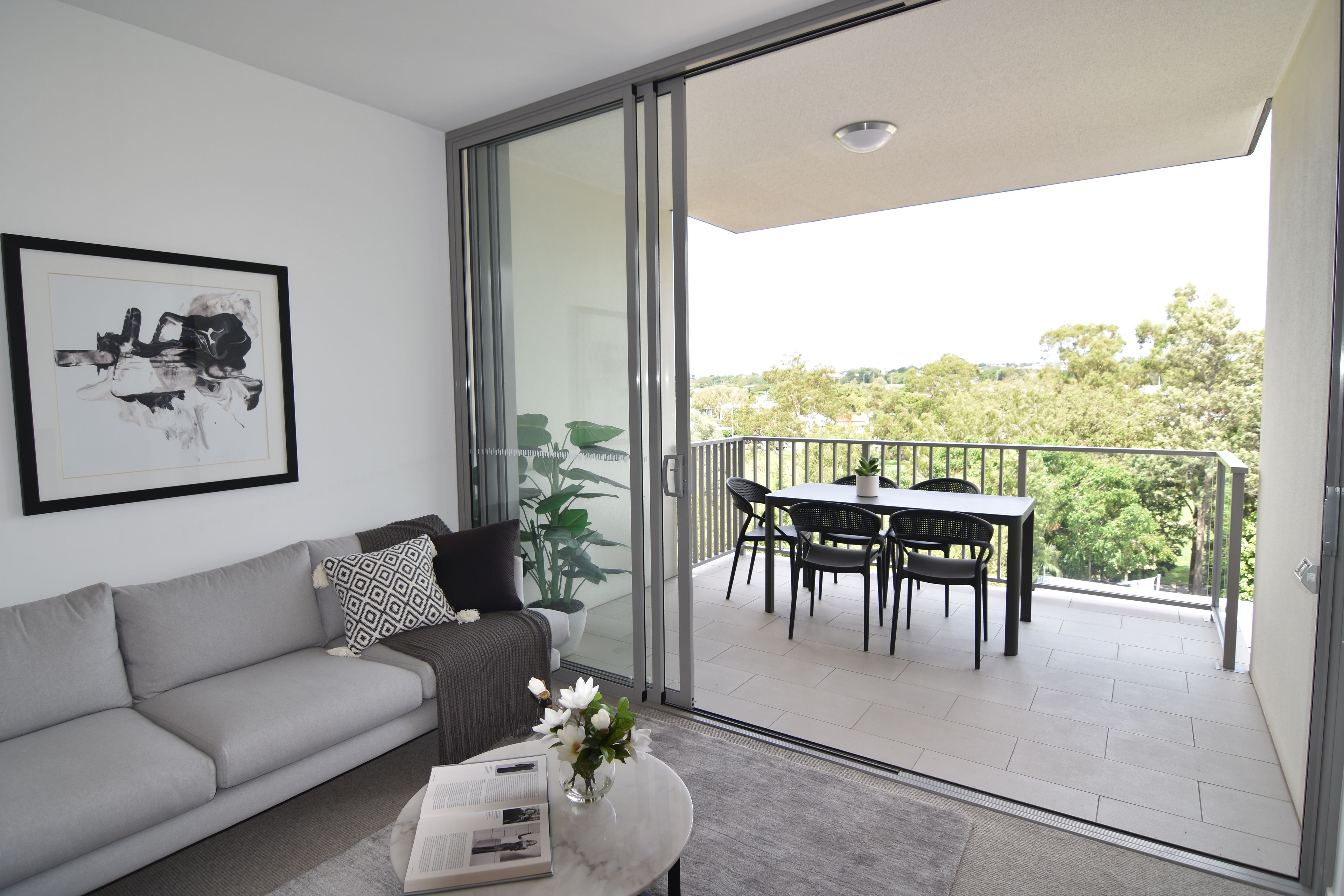 402/54 Lincoln Street, Greenslopes, QLD 4120