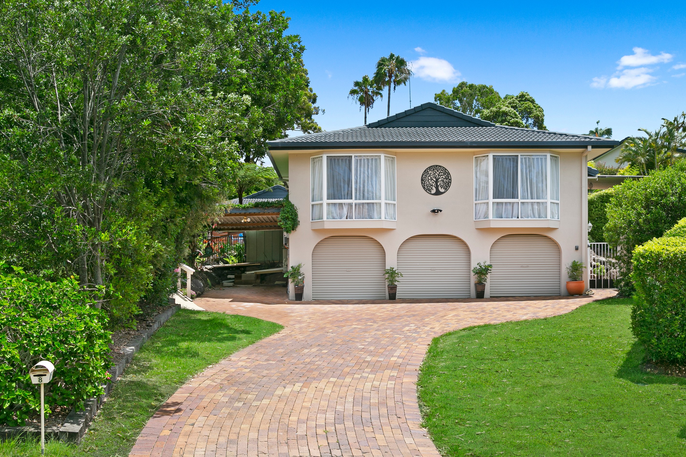 8 Chatswood Court, Robina, QLD 4226