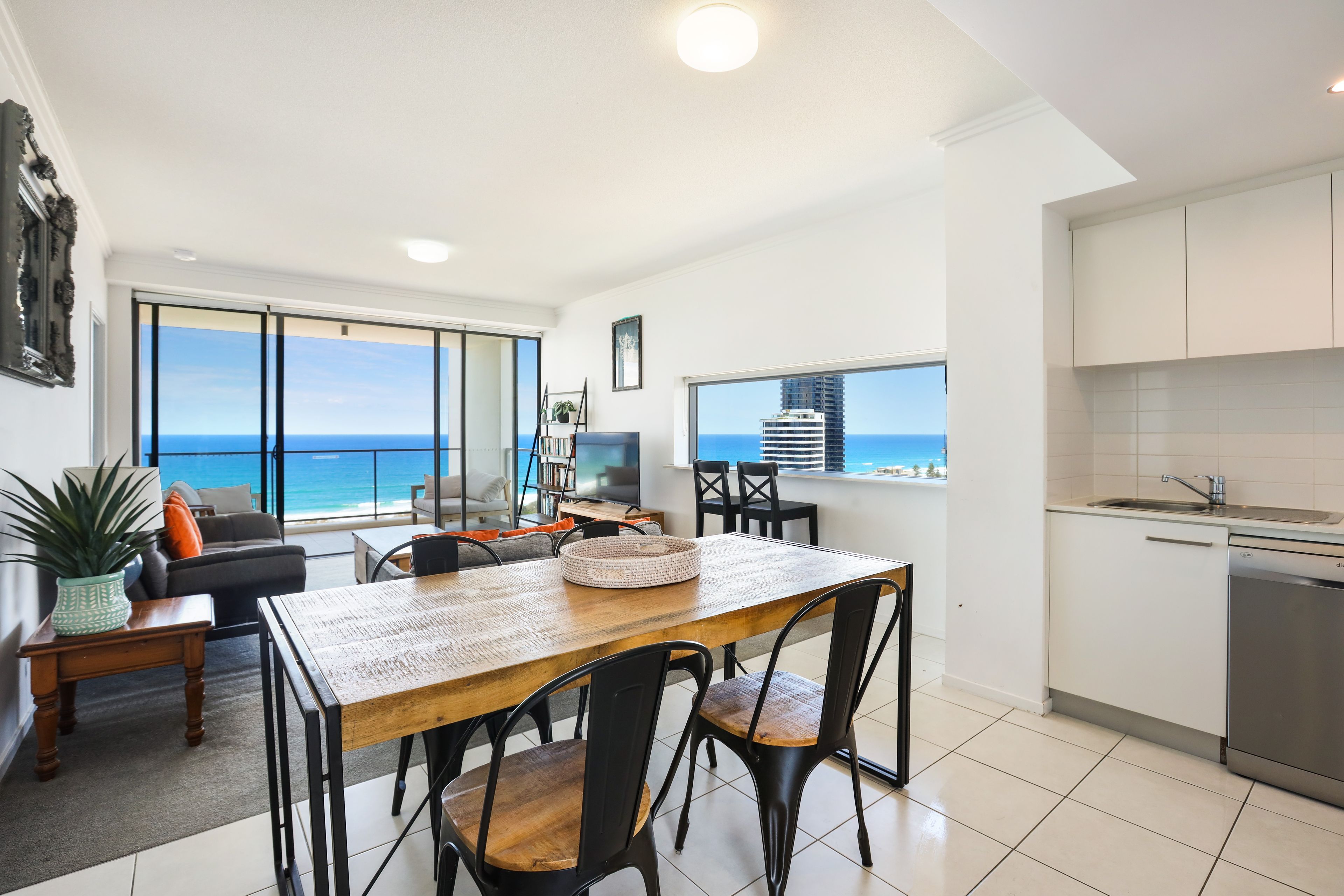 184/25 Surf Parade, Broadbeach, QLD 4218