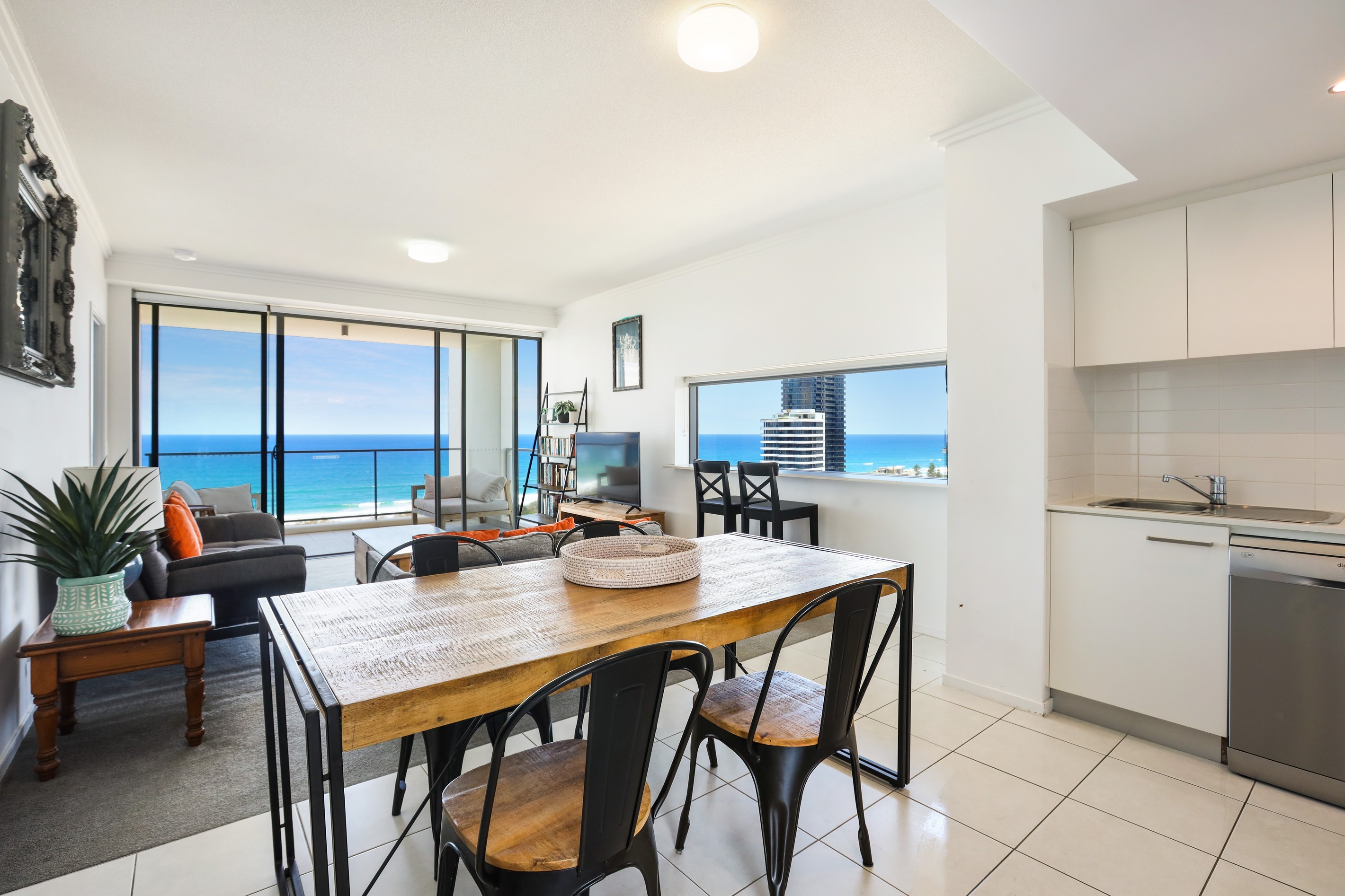 184/25 Surf Parade, Broadbeach, QLD 4218