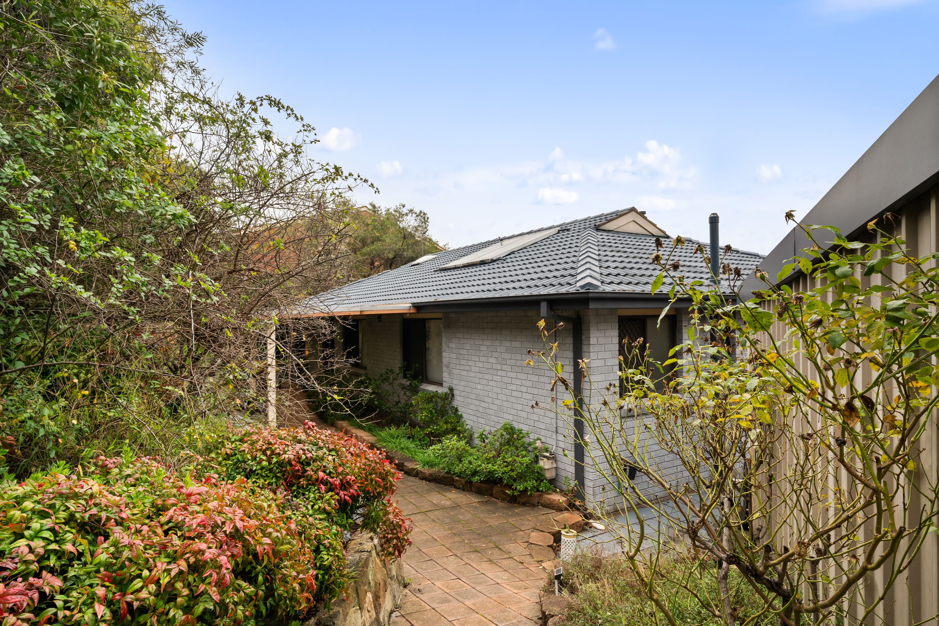 16 Jackie Howe Crescent, Macarthur, ACT 2904
