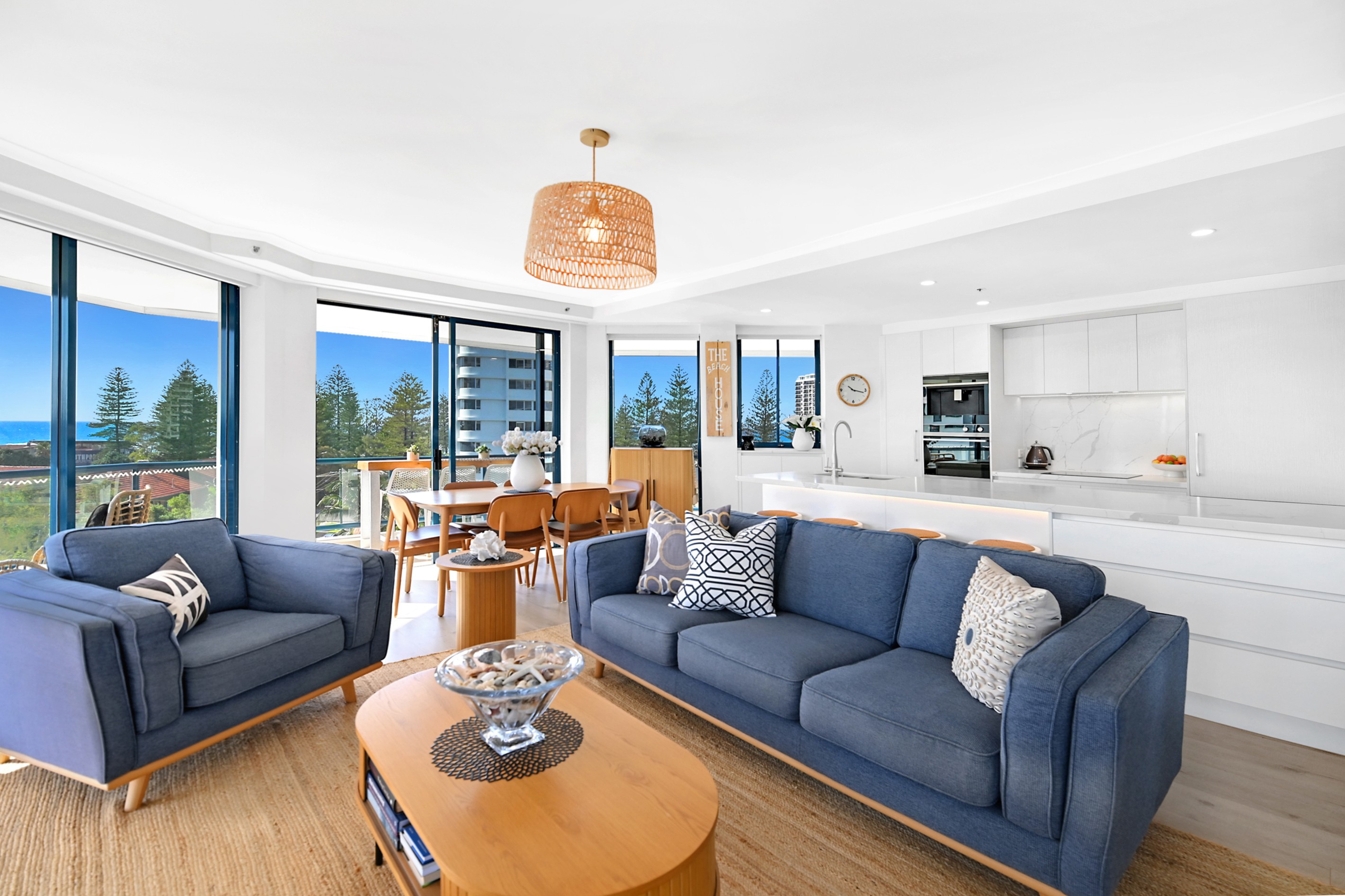 21/22 Montgomery Avenue, Main Beach, QLD 4217