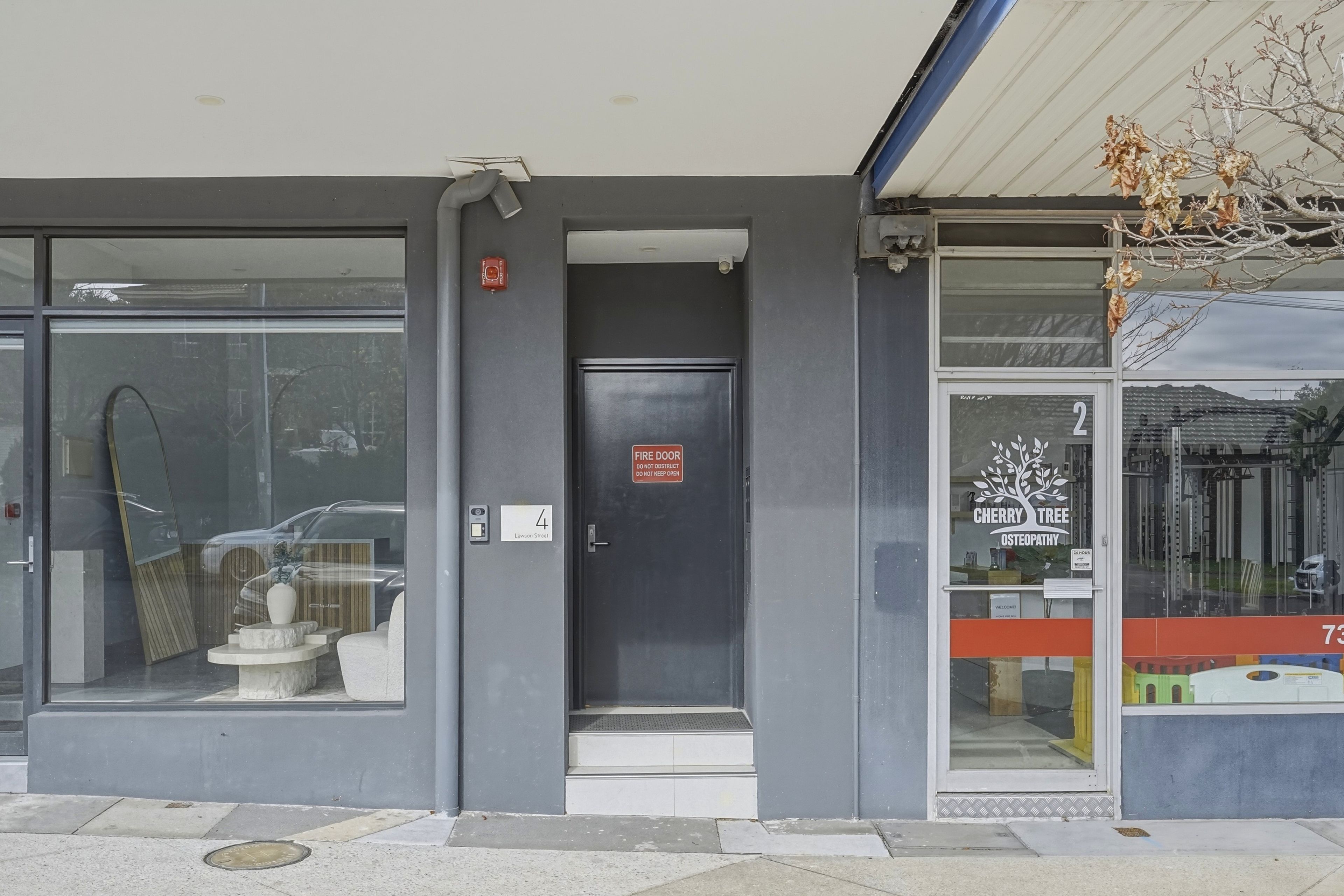 102/4 Lawson Street — photo from Ray White Balwyn