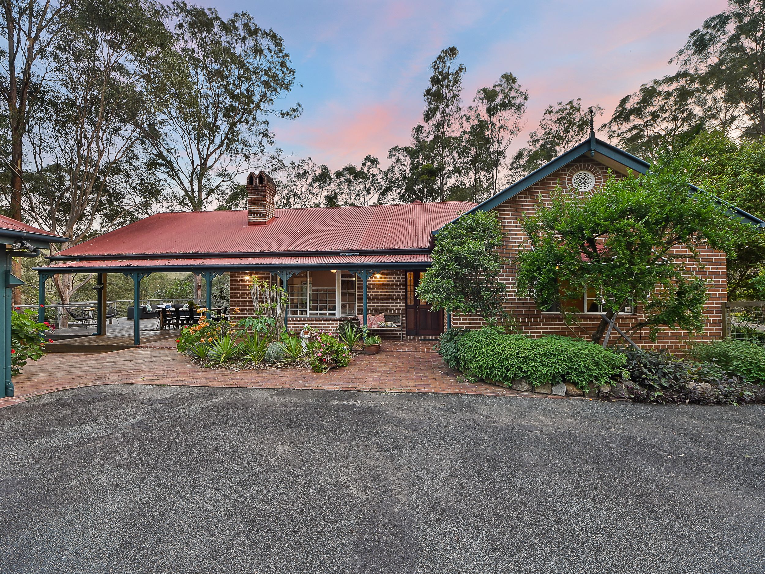 10 Sylvaterre Court, Samford Valley QLD 4520