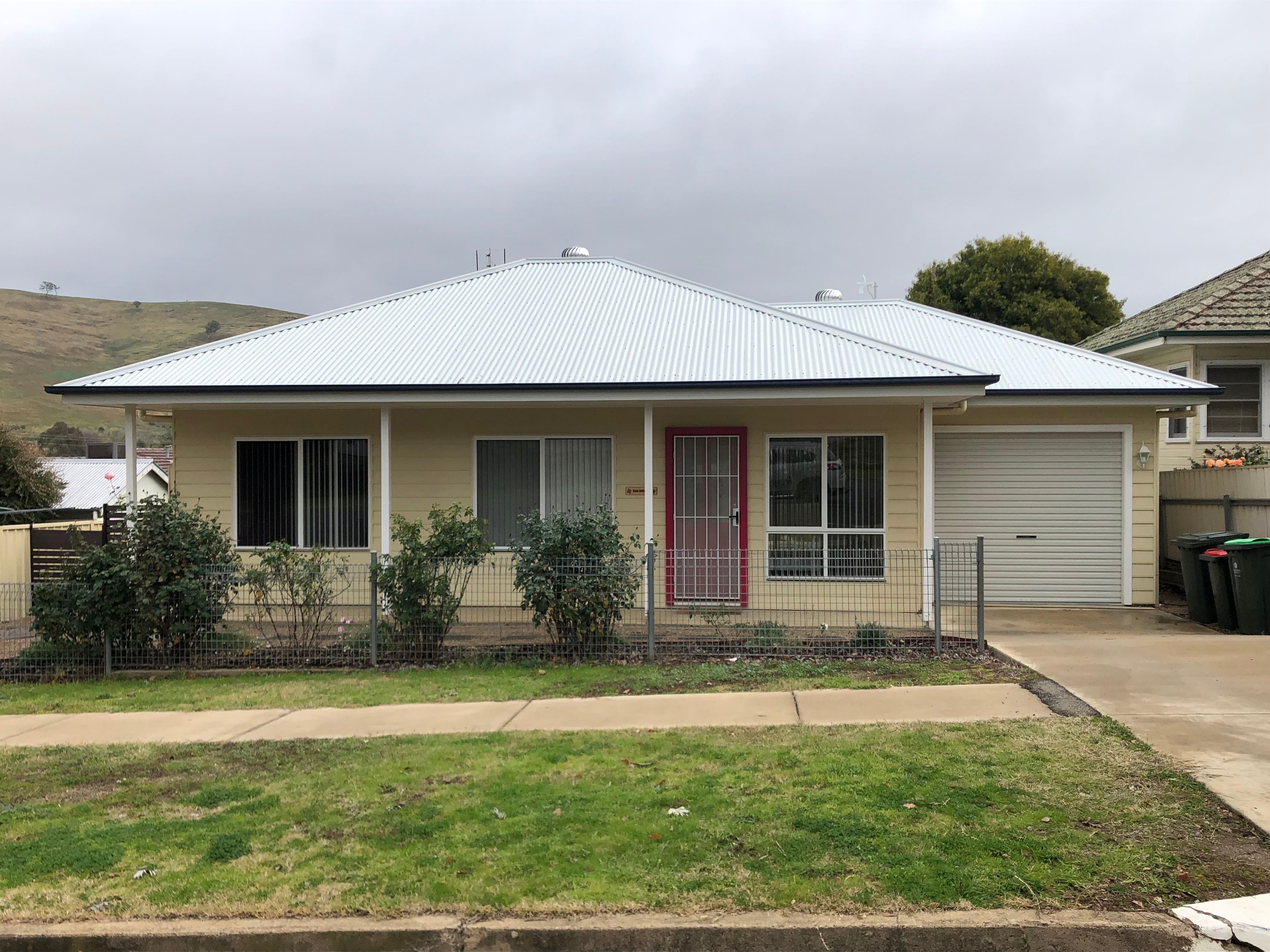 1/147 Hanley Street, Gundagai, NSW 2722 Leased Unit Ray White Tumut