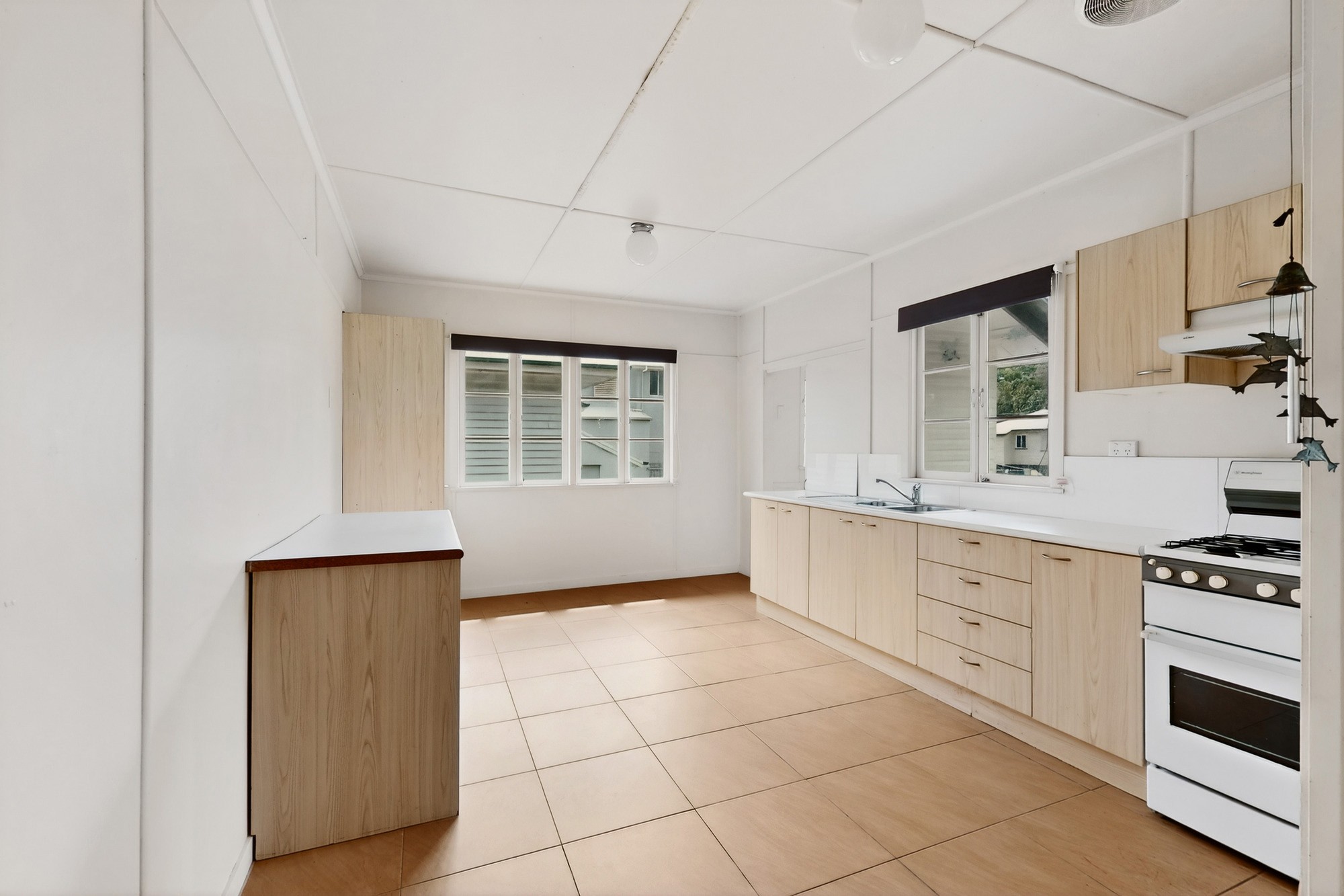 35 Steele Street, Holland Park, QLD 4121