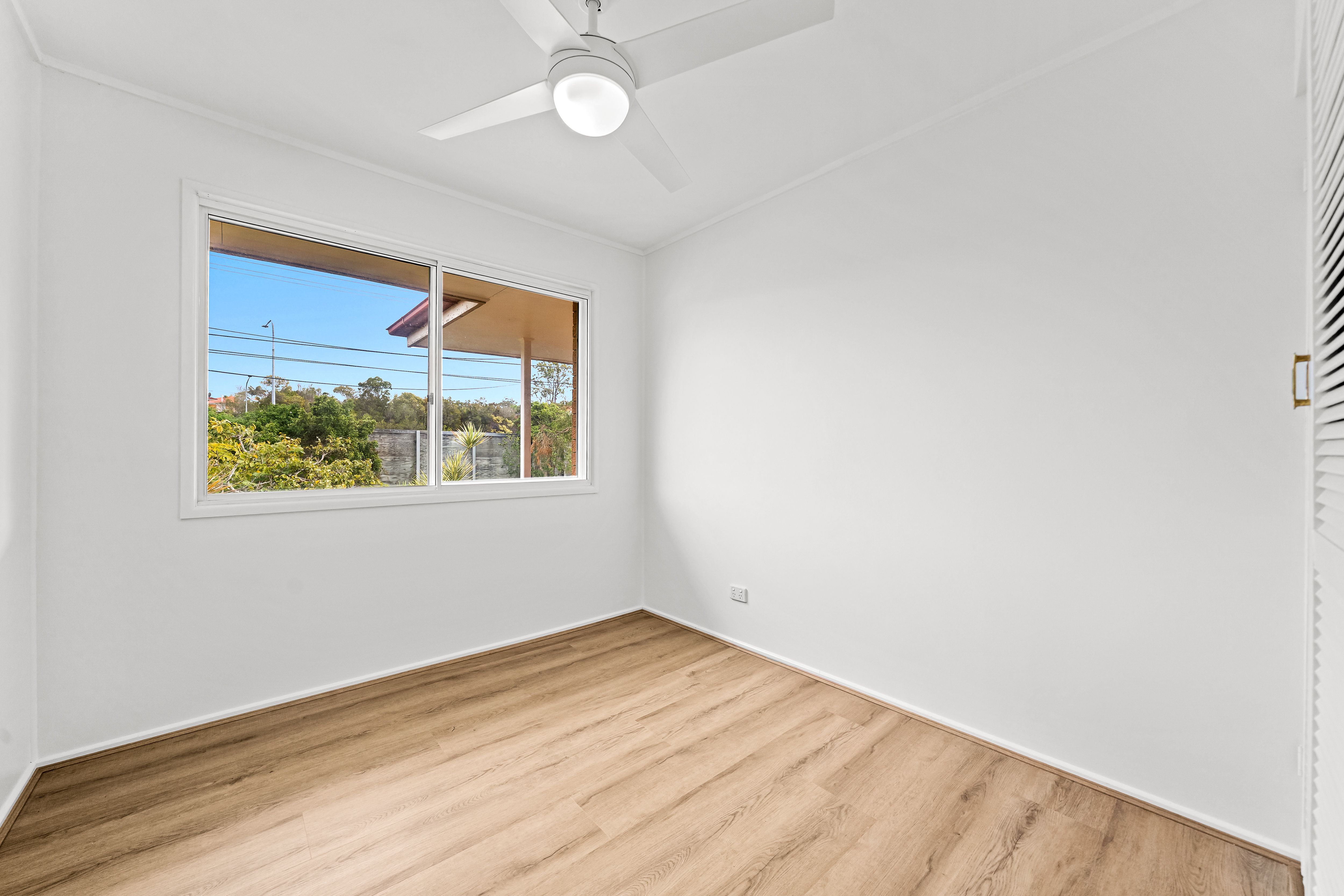 37 Meckiff Street — photo 12 of 24