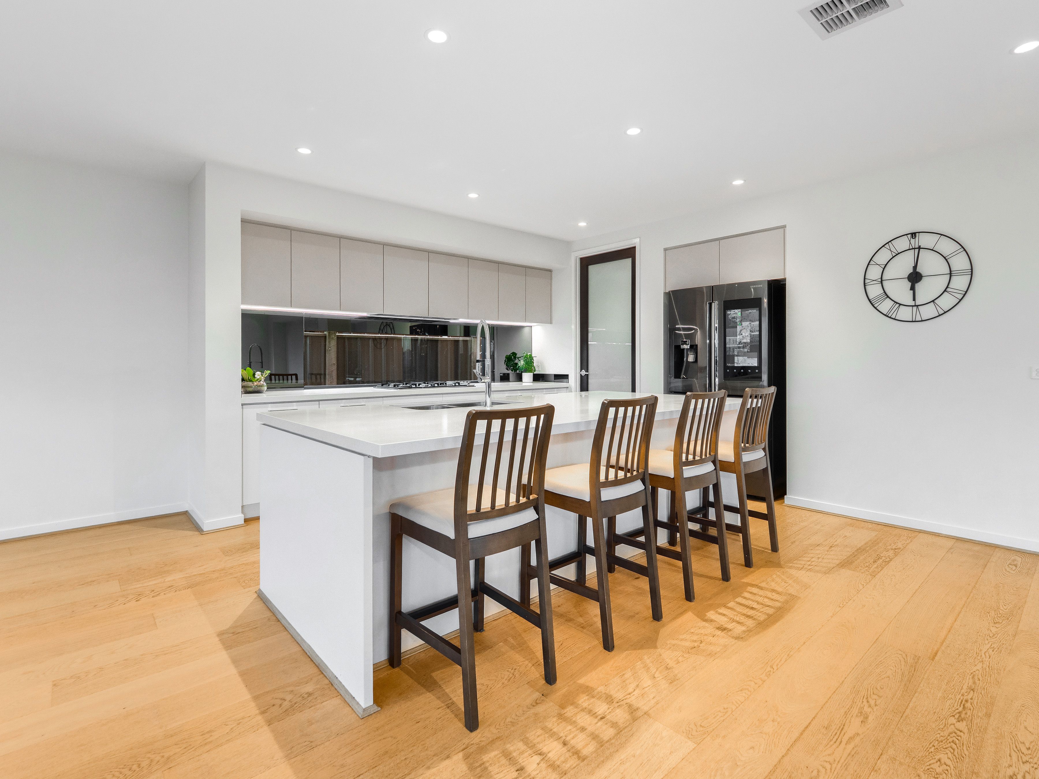 44 Riverwood Drive — photo 5 of 30