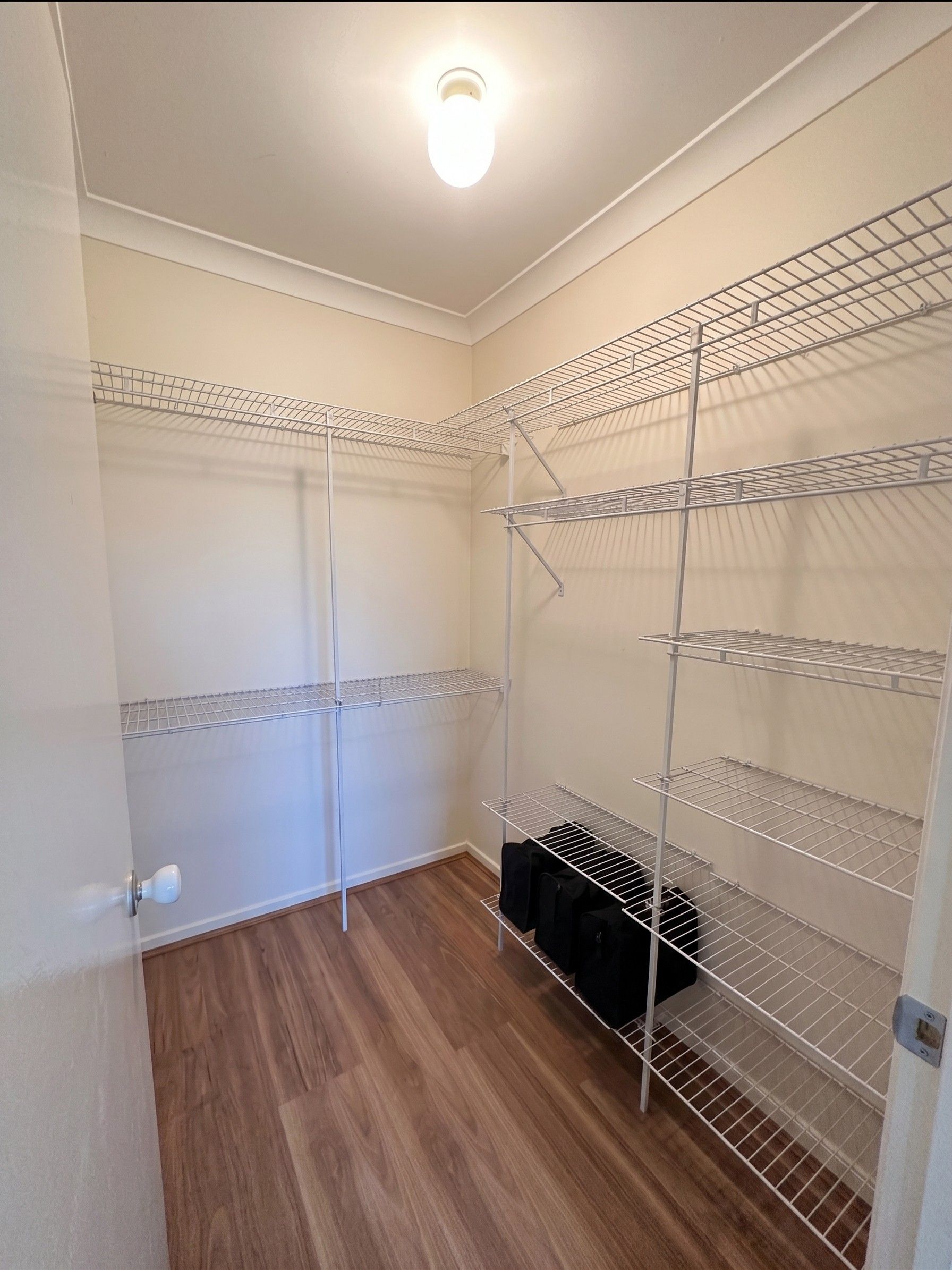 4 Ellwood Close — photo 15 of 27
