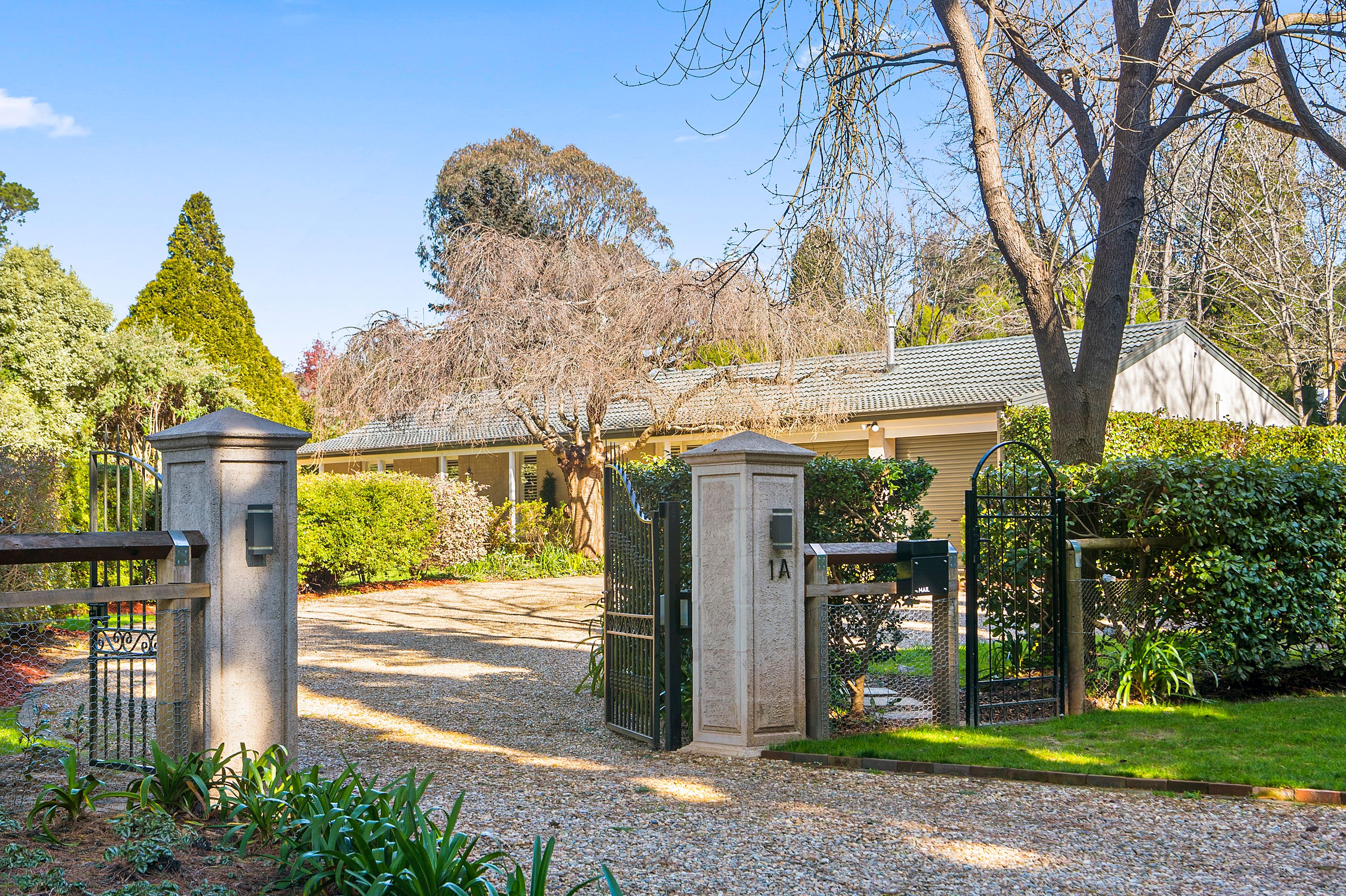 1A Werrington Street , Burradoo NSW 2576