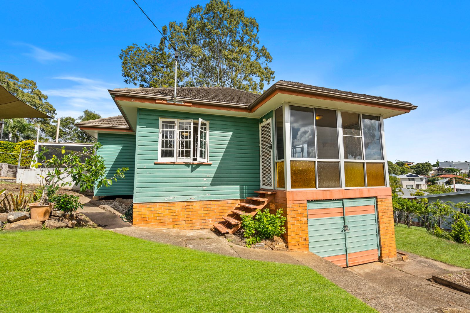 9 Charmaine Street, Moorooka, QLD 4105