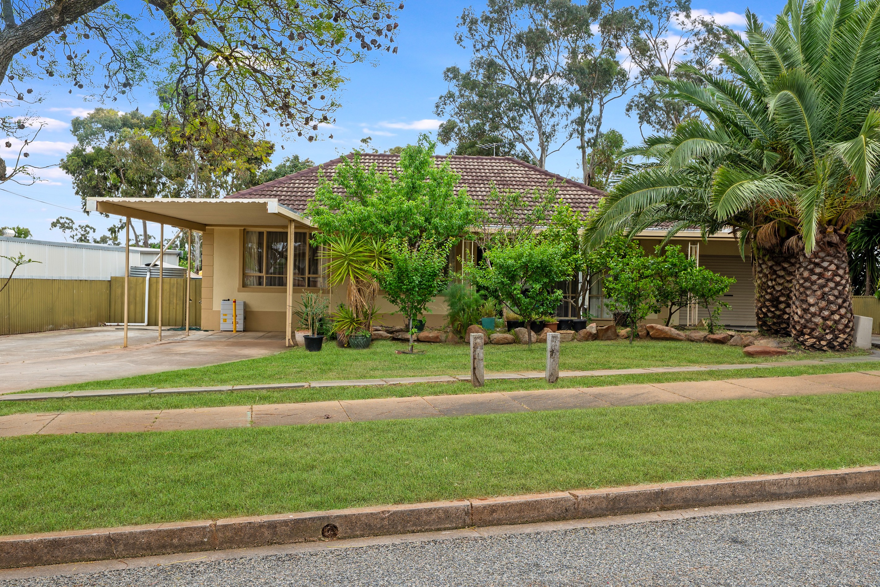 13 Bolton Road, Para Hills, SA 5096