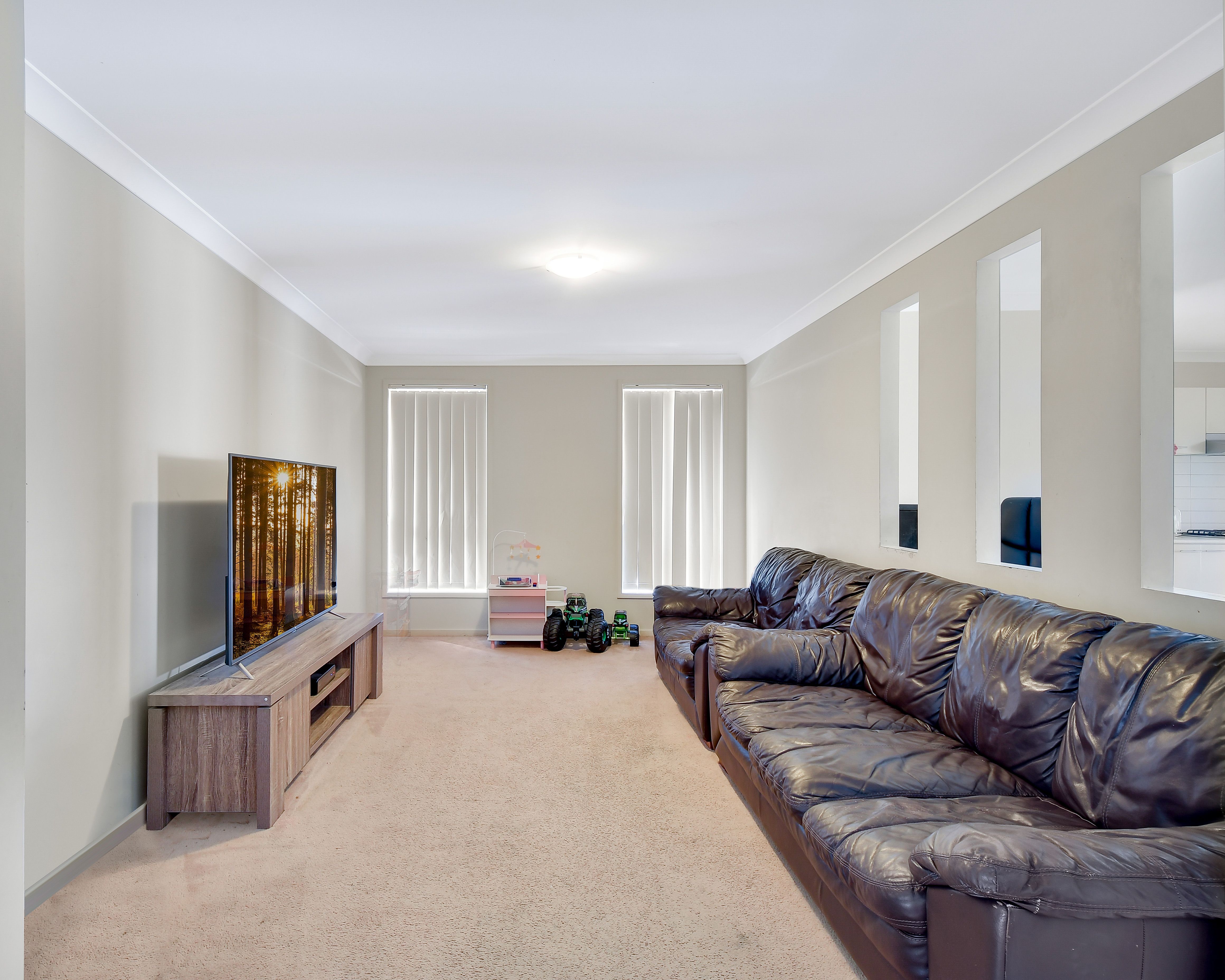 10 Ingleburn Gardens Drive, BARDIA, NSW 2565