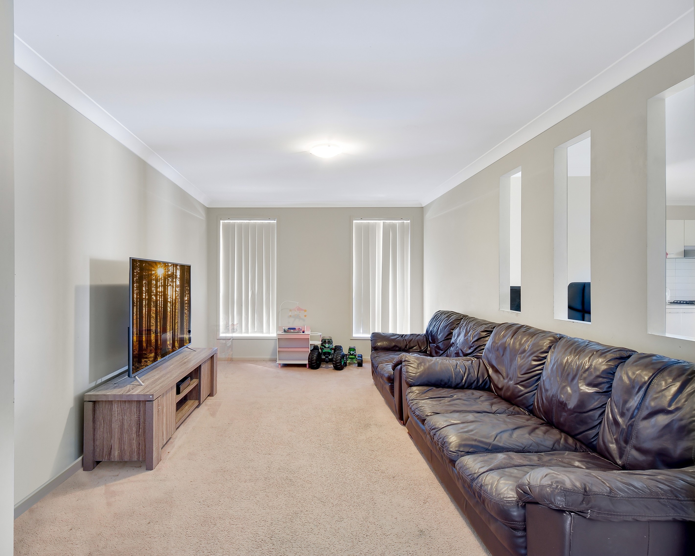10 Ingleburn Gardens Drive, BARDIA, NSW 2565