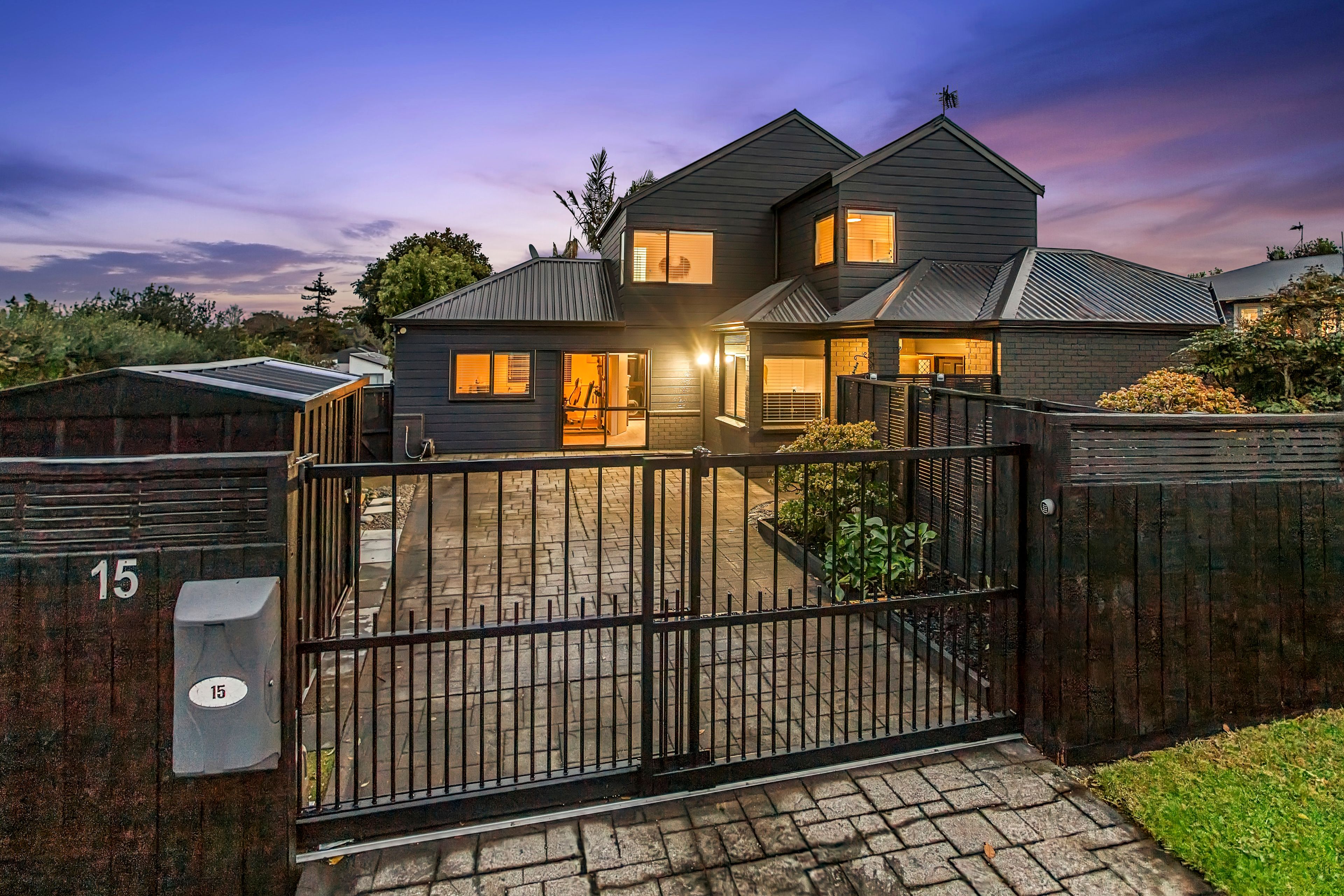 15 Vincent Street, Howick, Manukau City