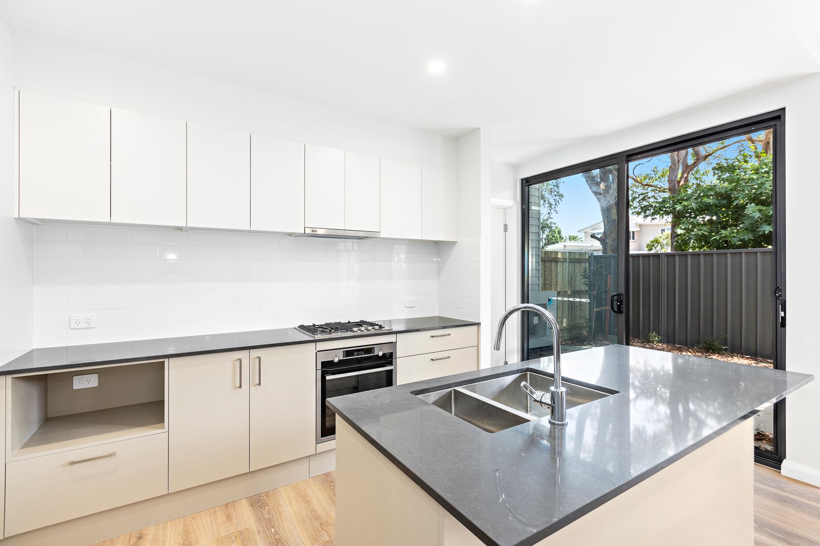 27 Fettlers Loop, Whitebridge, NSW 2290