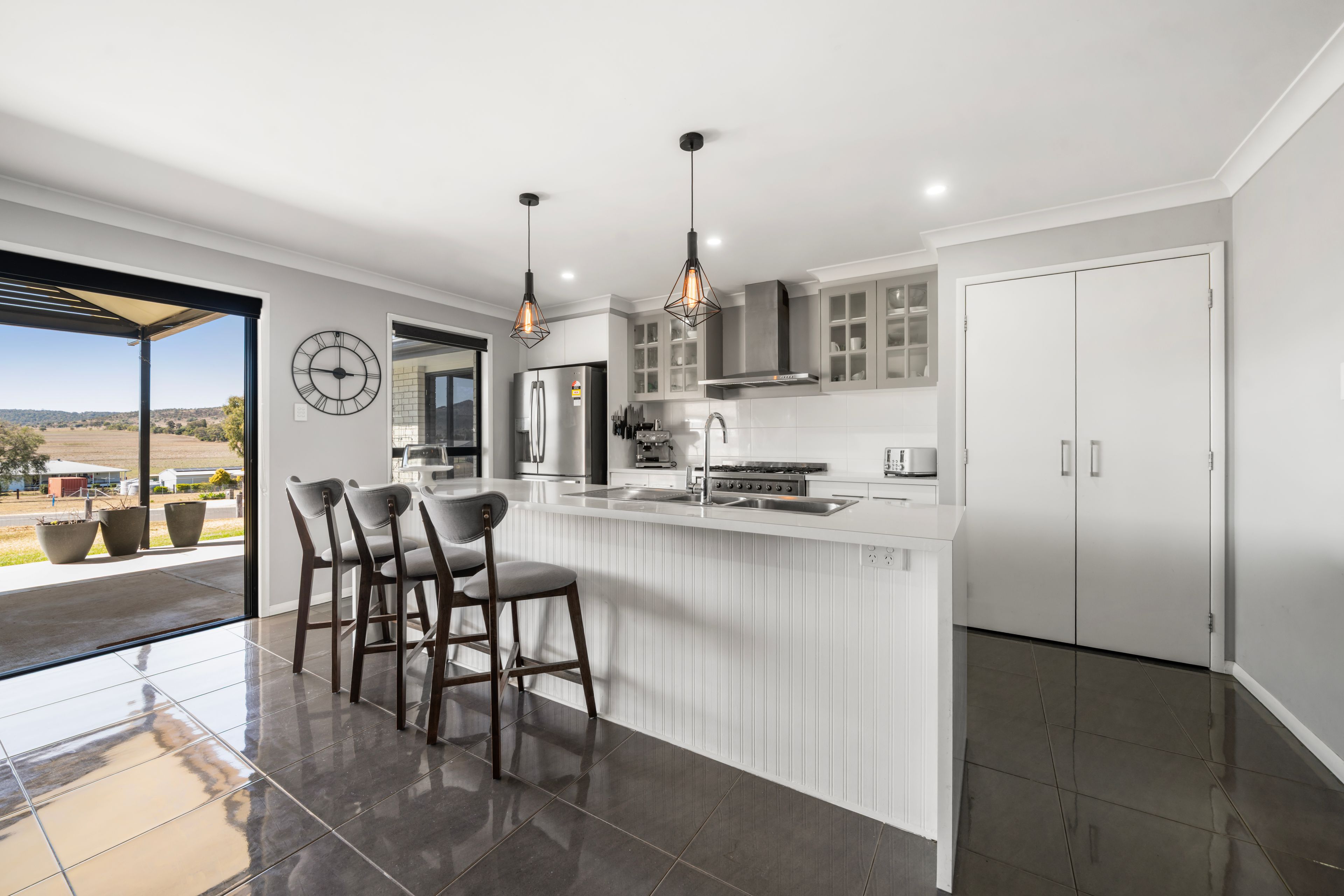 25 Sunshine Way — photo 5 of 29