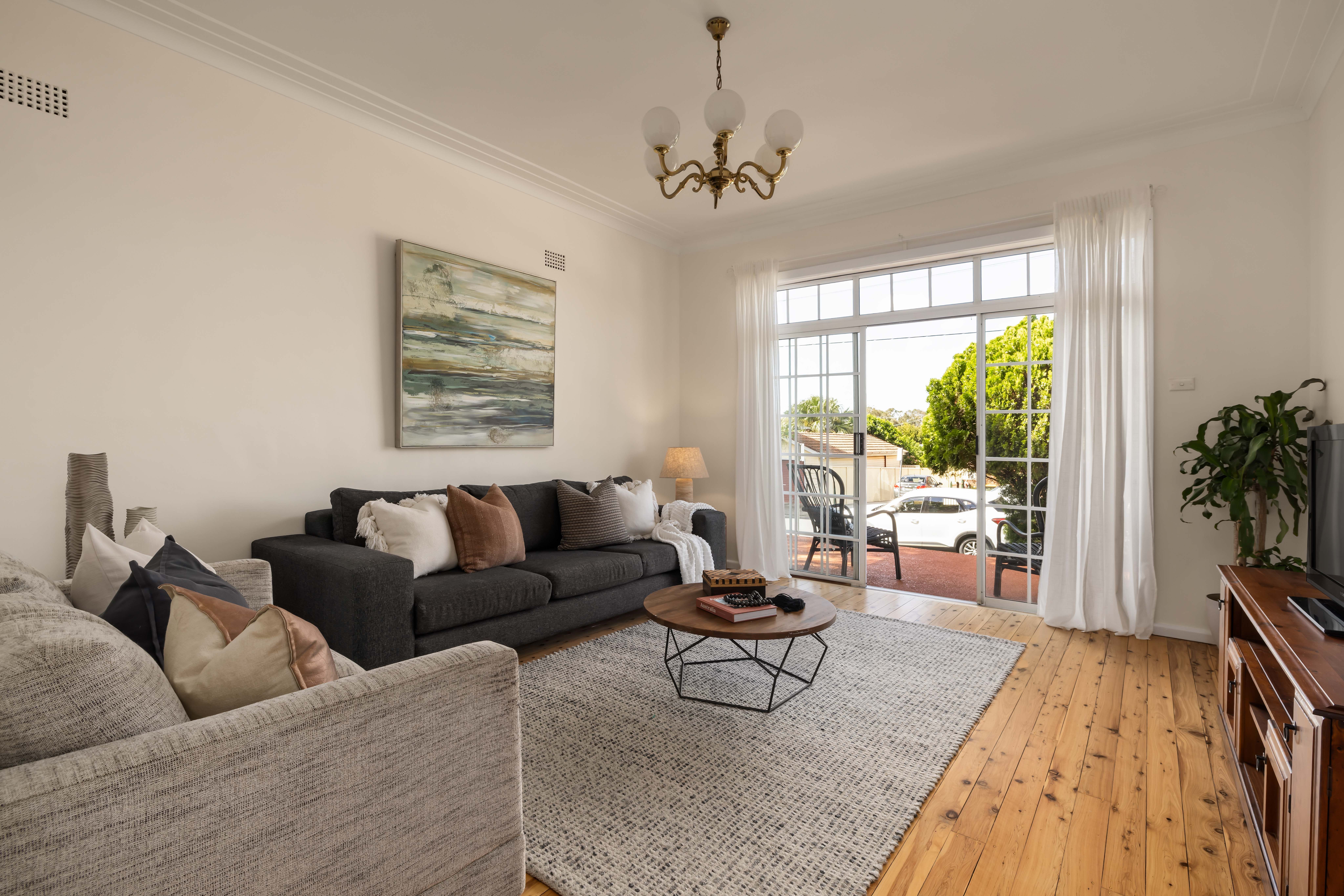 1 Saxon Street, Belfield, NSW 2191