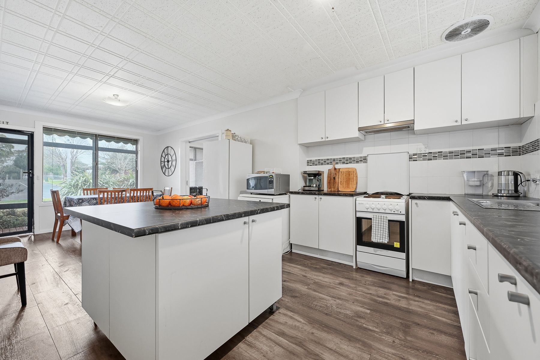 40 Williams Street — photo 4 of 18