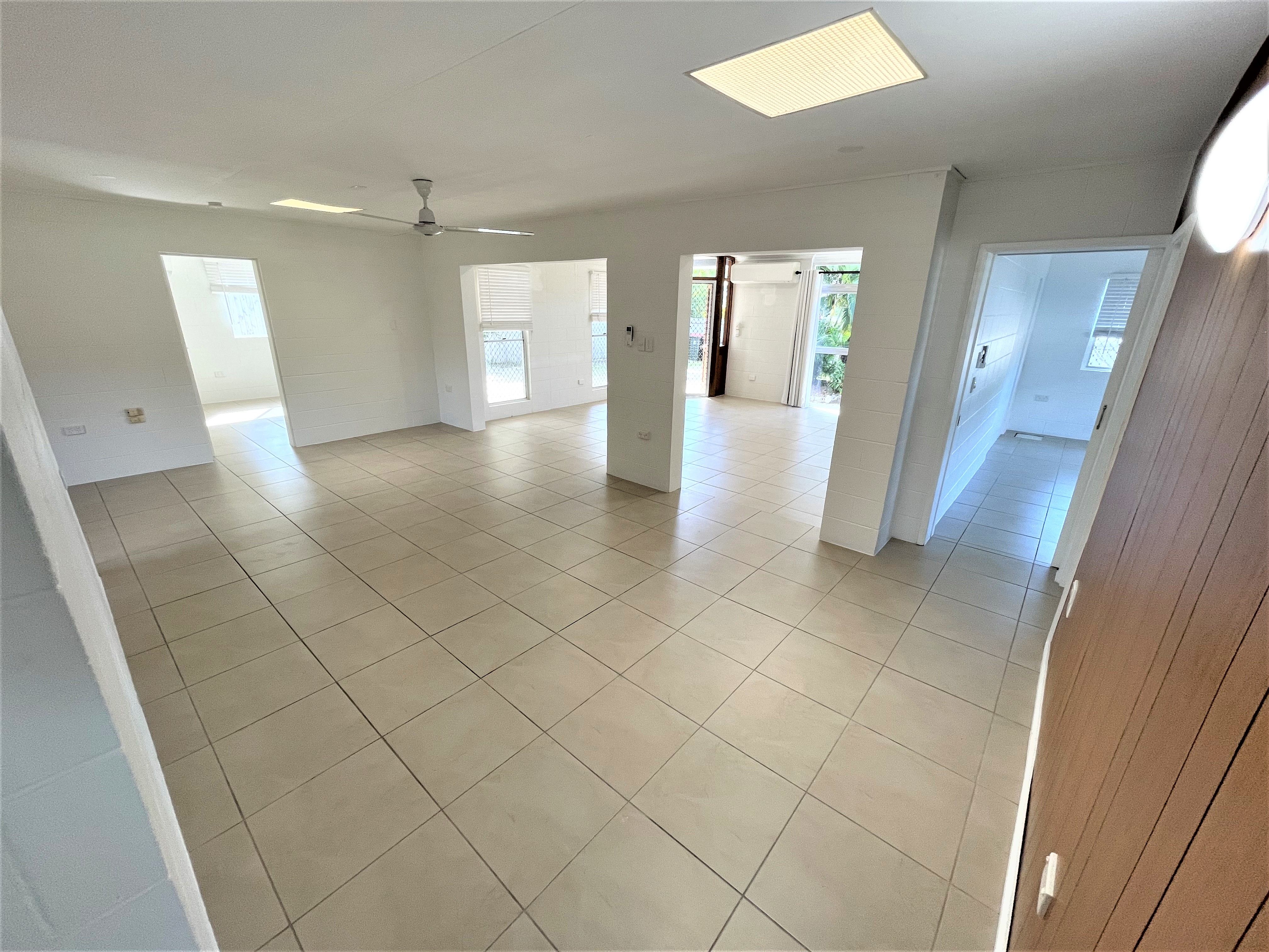 37 Terebra Street, Palm Cove, QLD 4879