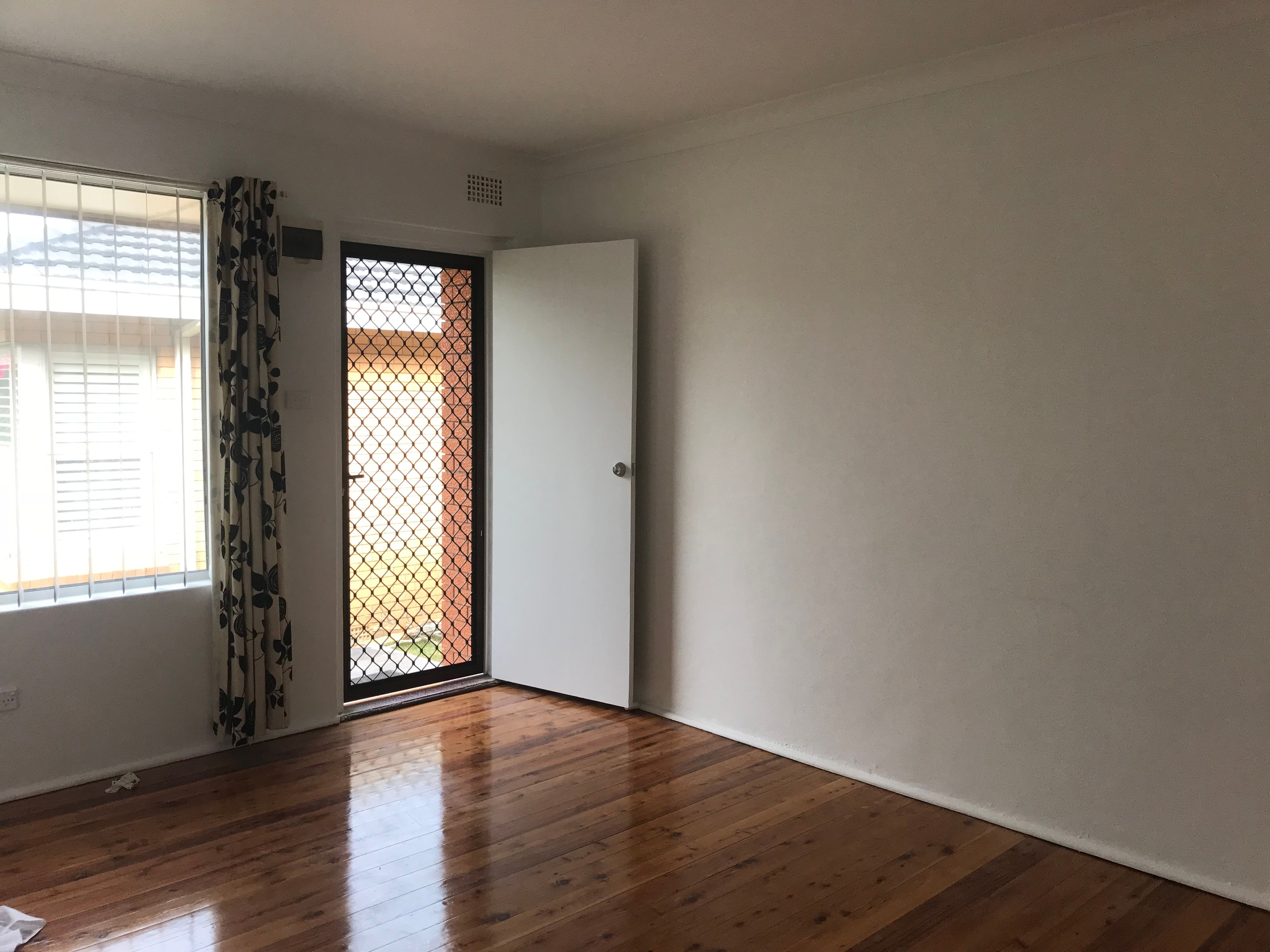 1/77 Duncan Street, Balgownie, NSW 2519