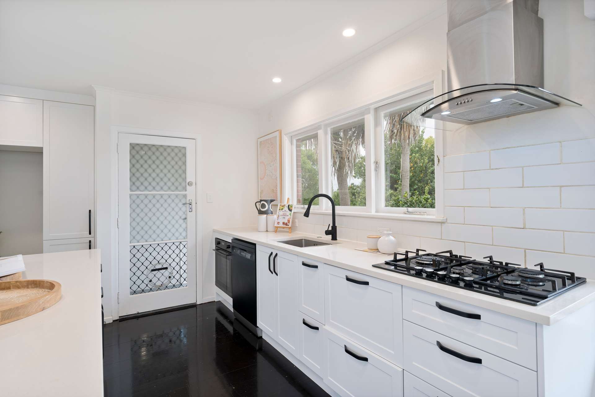 8 Pegler Drive photo 5