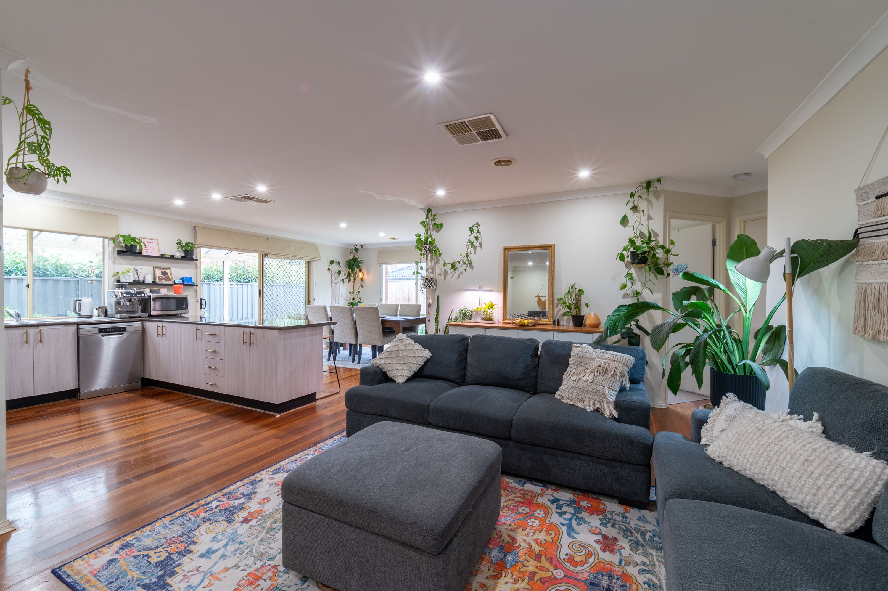 3 Valley View Court, South Morang, VIC 3752