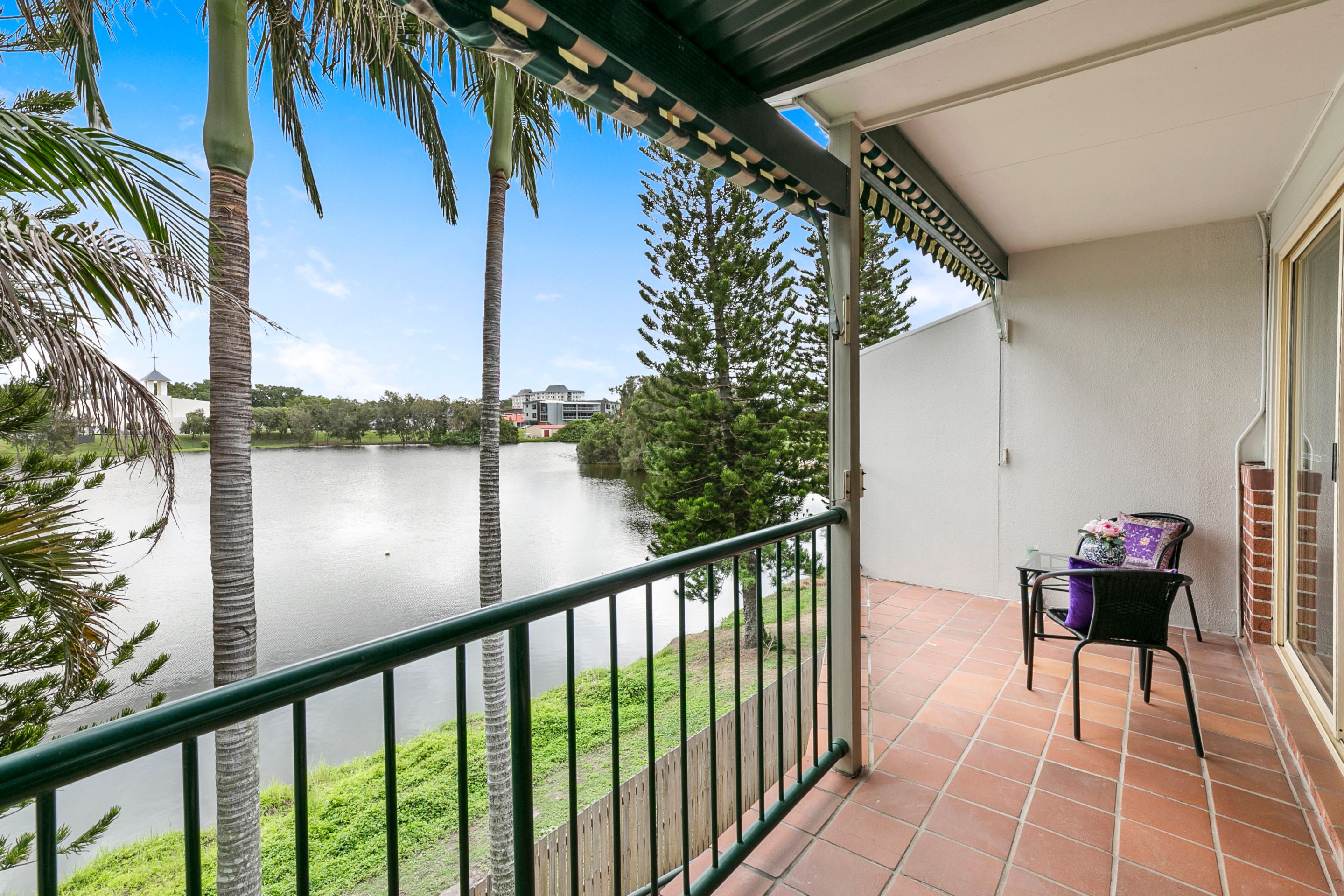56/7-9 Santa Cruz Boulevard, Clear Island Waters, QLD 4226