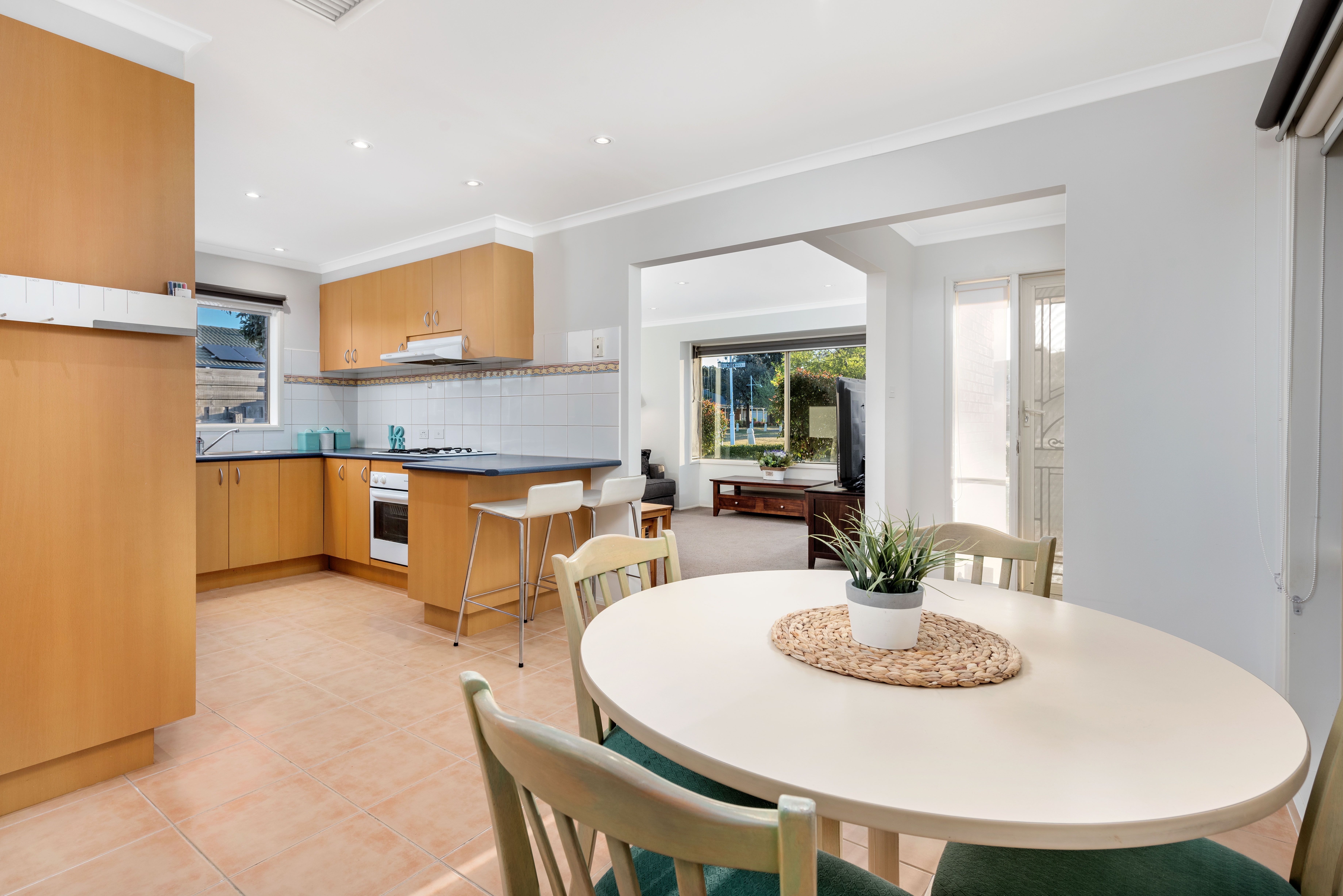 12 Nivea Terrace, South Morang, VIC 3752